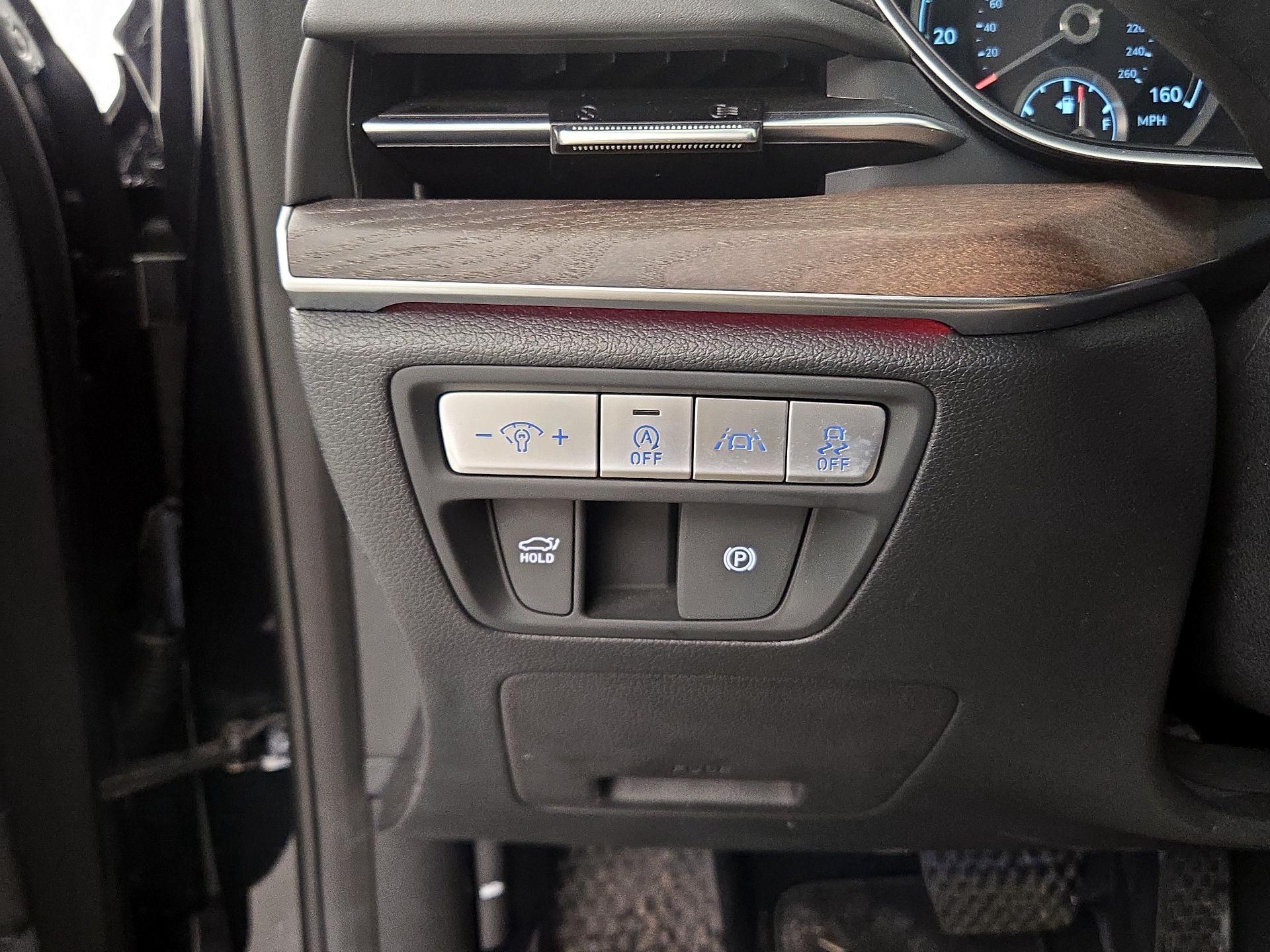 Thumbnail: 2021 Genesis G80 - 13