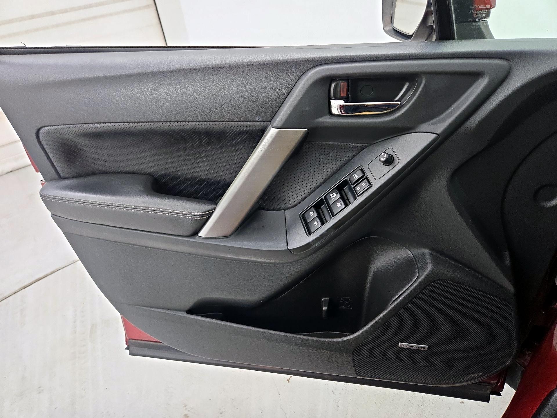 Thumbnail: 2015 Subaru Forester - 12