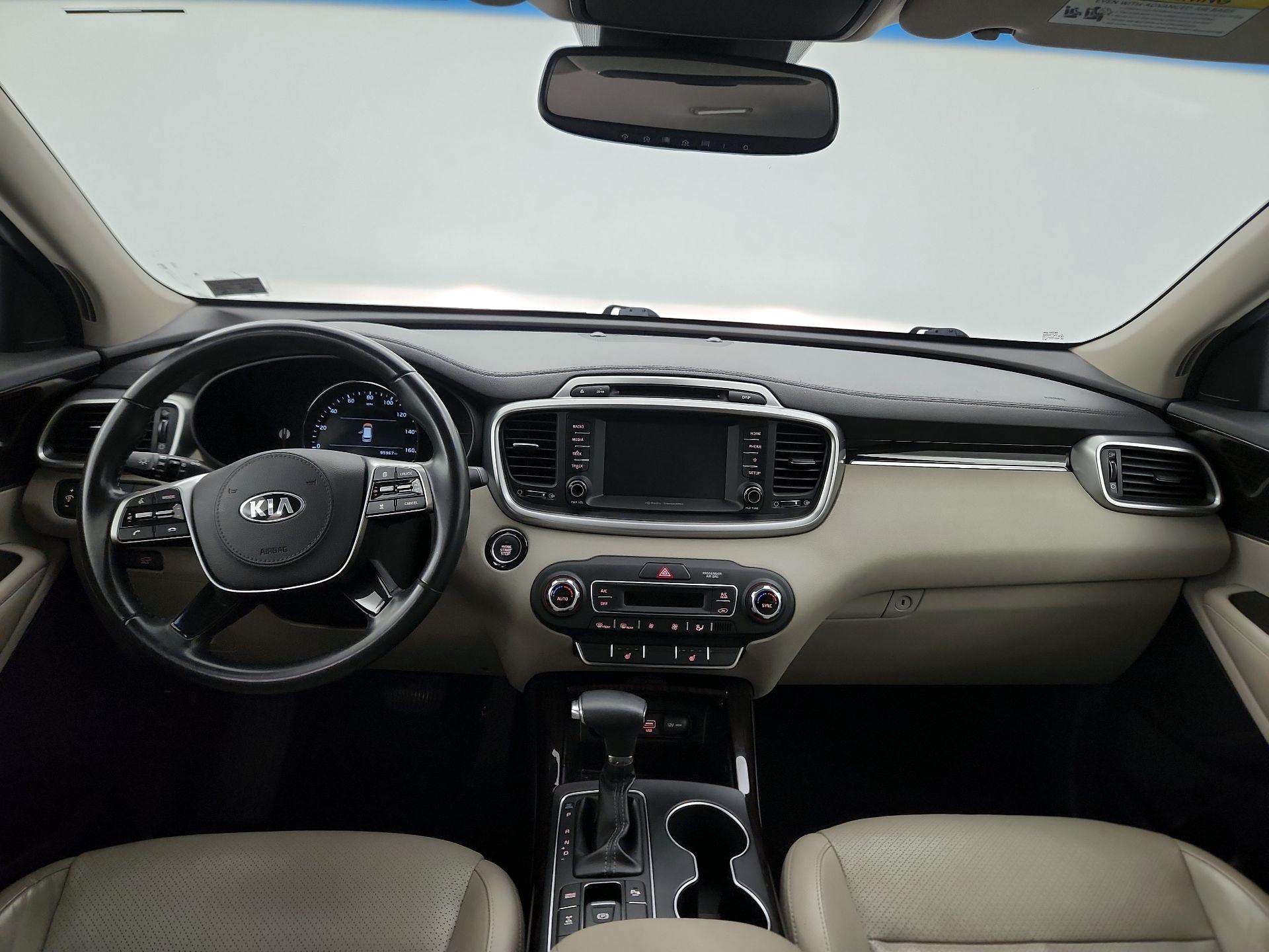 Thumbnail: 2019 Kia Sorento - 9