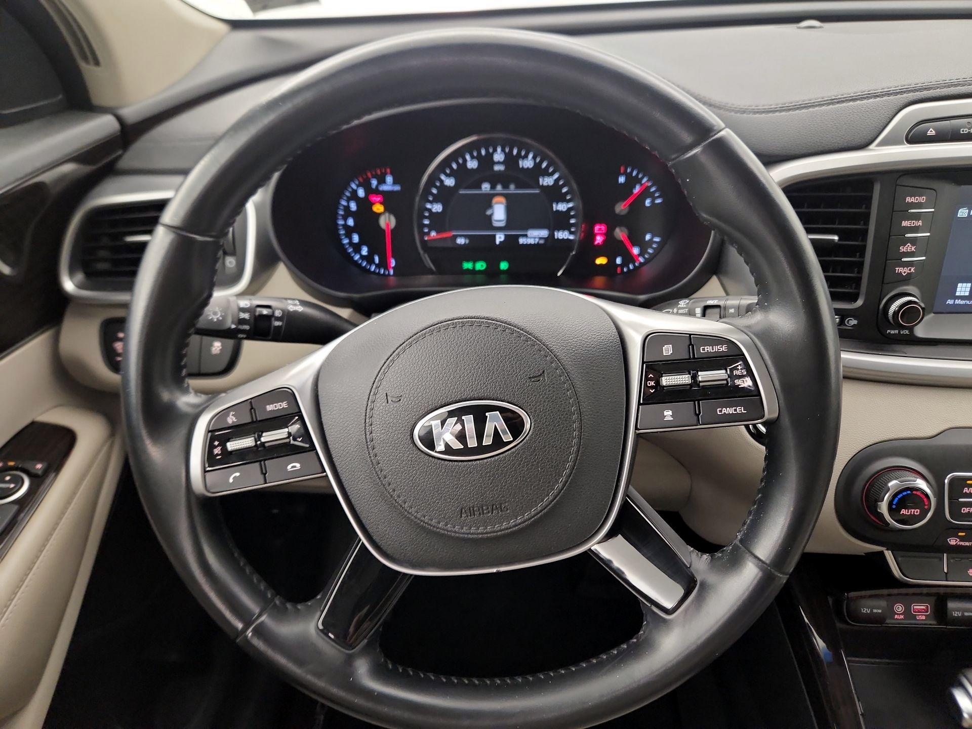 Thumbnail: 2019 Kia Sorento - 10