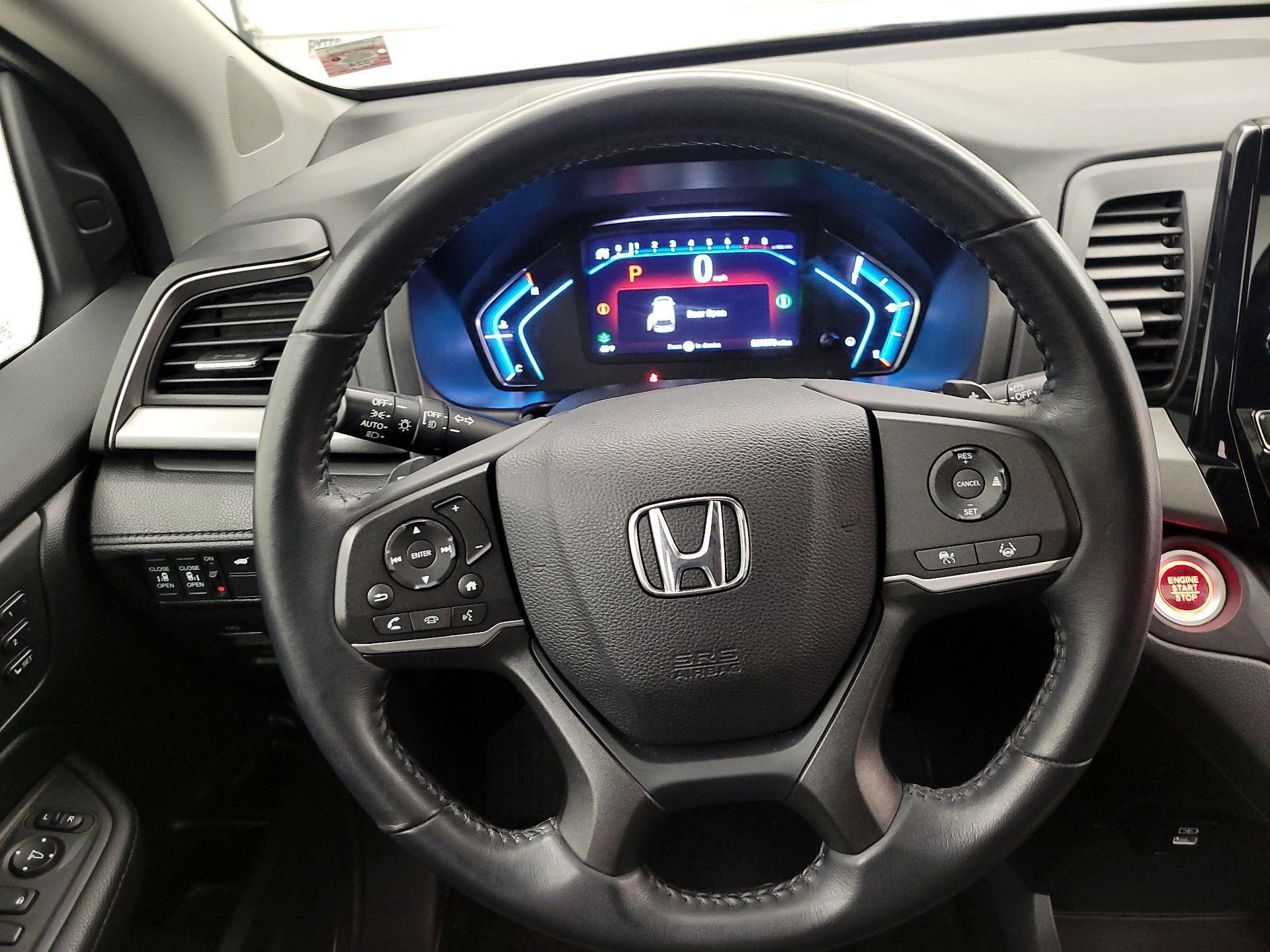 Thumbnail: 2023 Honda Odyssey - 10