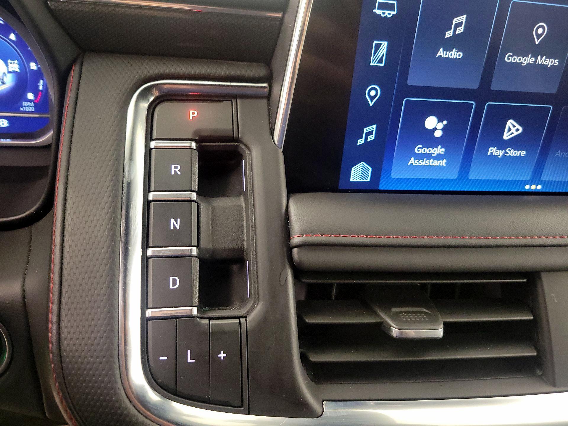 Thumbnail: 2023 Chevrolet Tahoe - 18