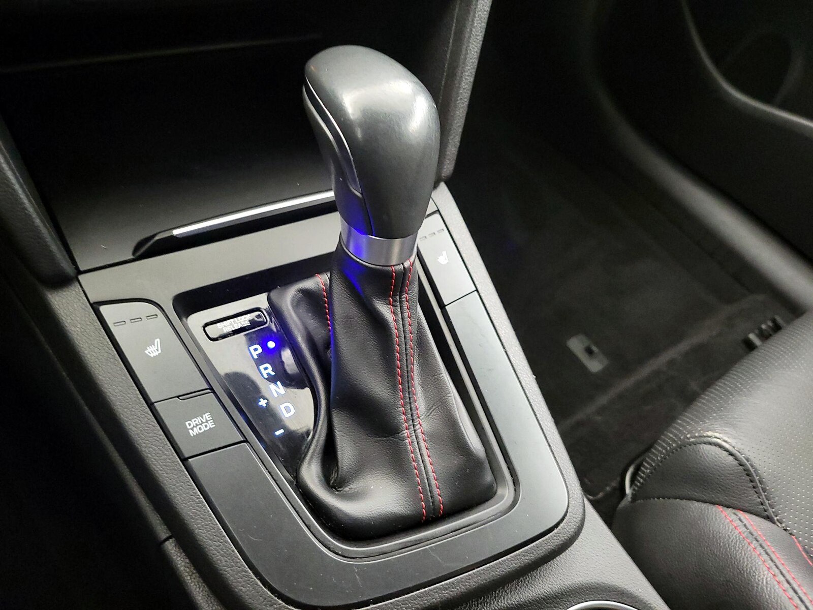2018 Hyundai Elantra Sport - Photo 18