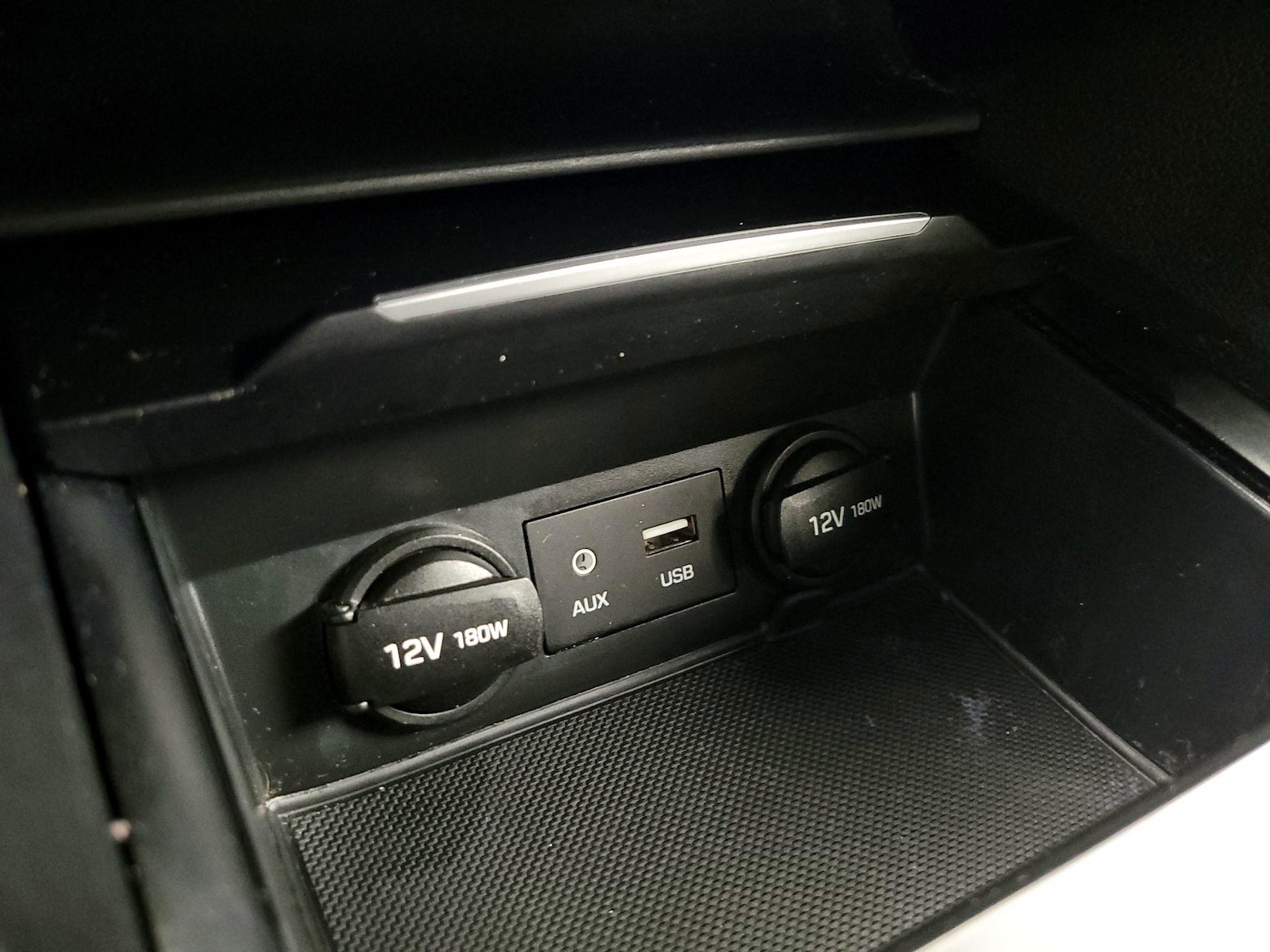 2018 Hyundai Elantra Sport - Photo 19
