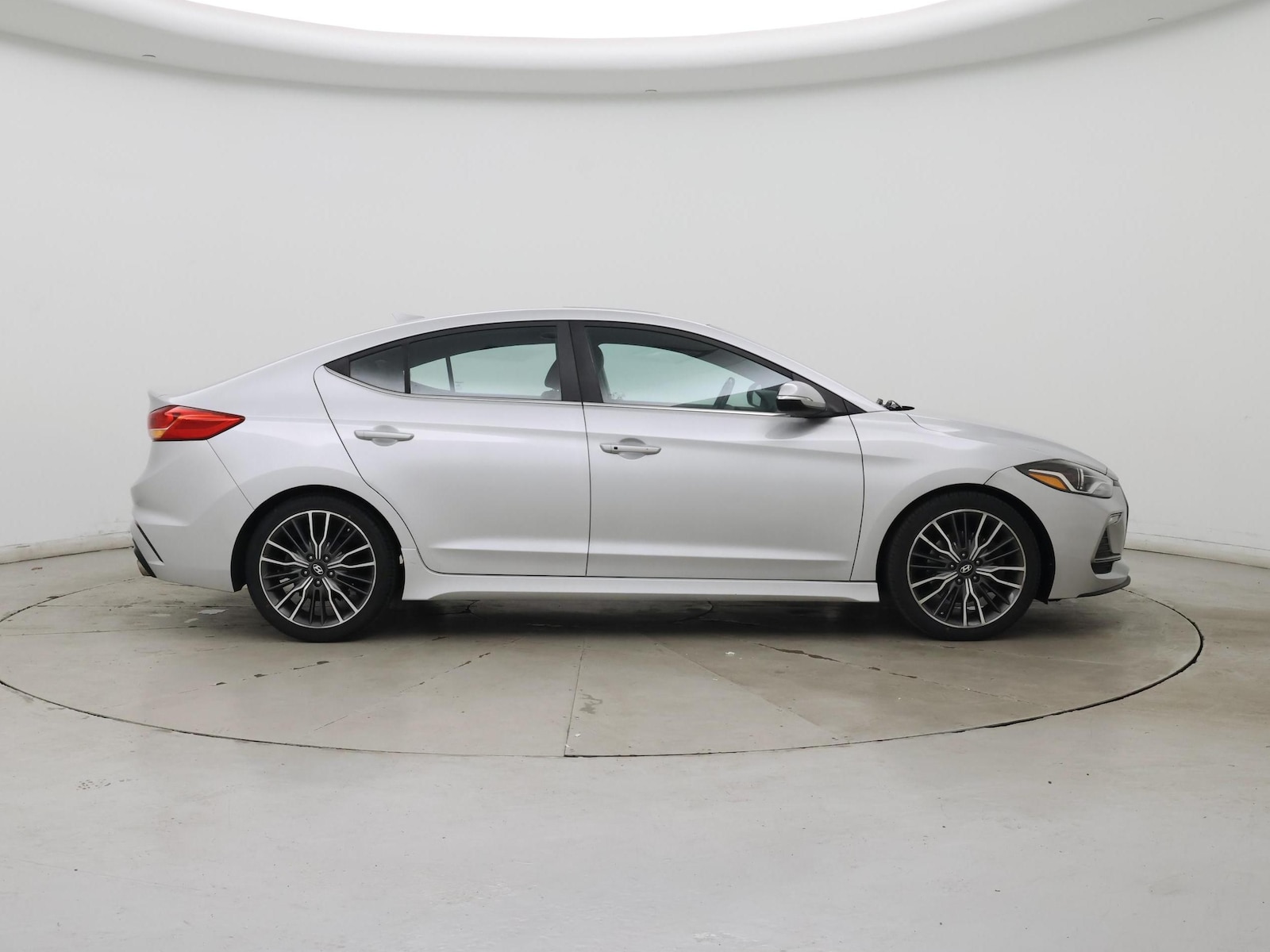 2018 Hyundai Elantra Sport - Photo 8