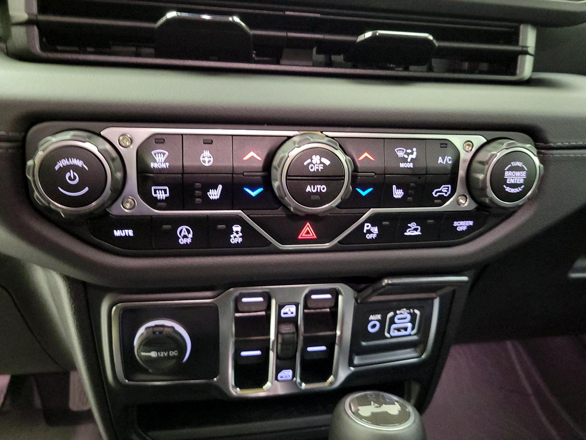 Thumbnail: 2024 Jeep Wrangler - 17