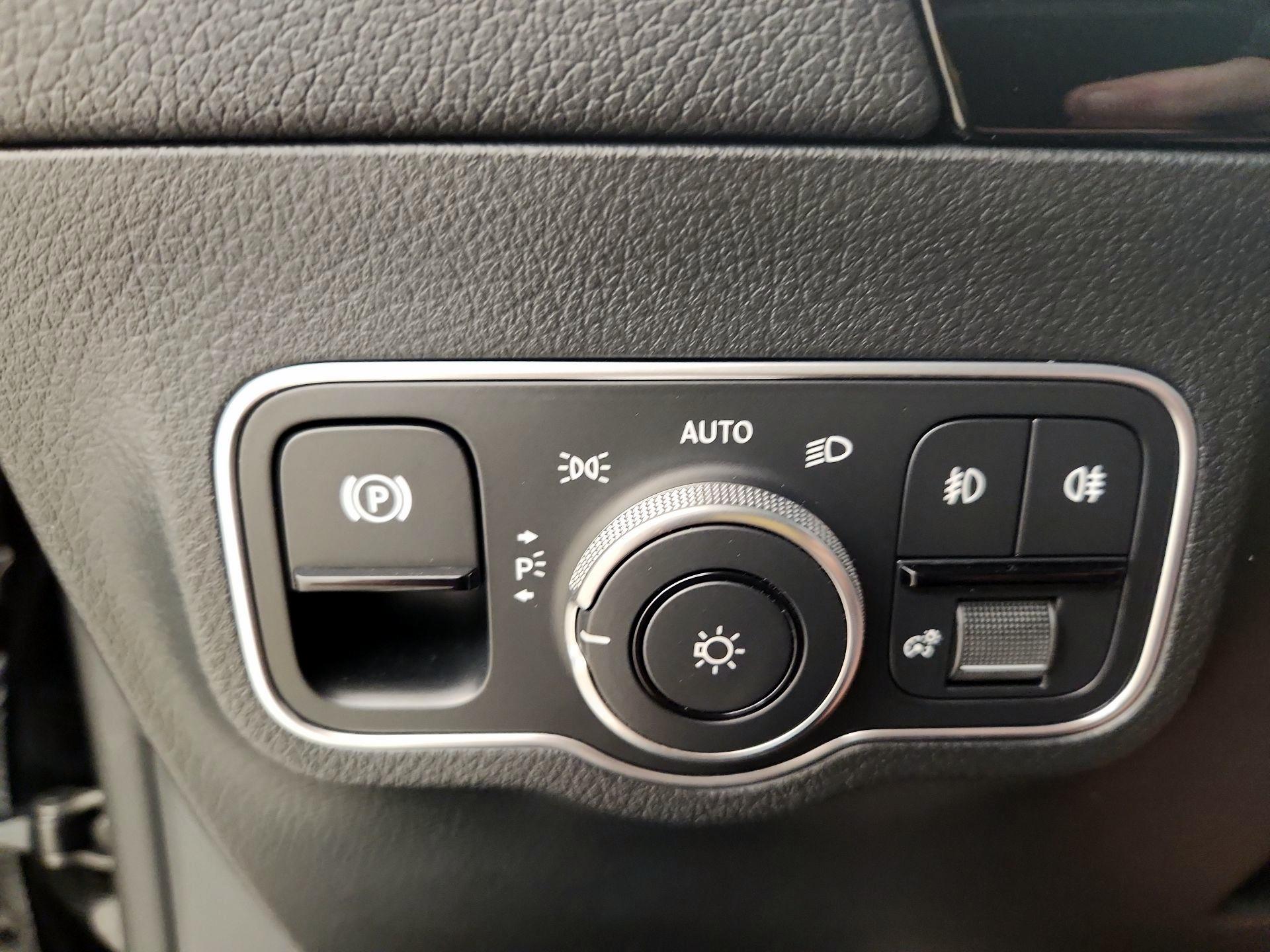 Thumbnail: 2024 Mercedes-Benz GLA - 13