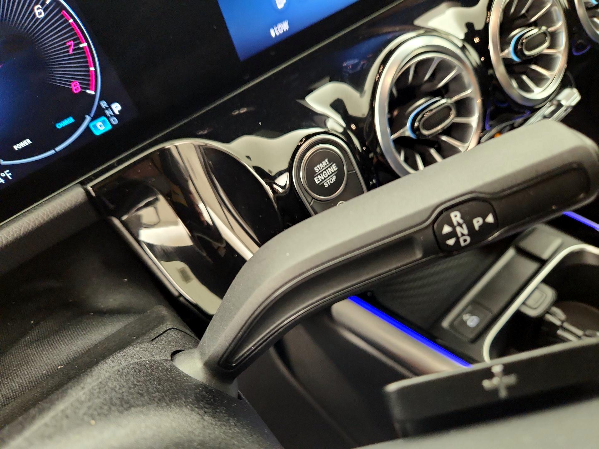 Thumbnail: 2024 Mercedes-Benz GLA - 17