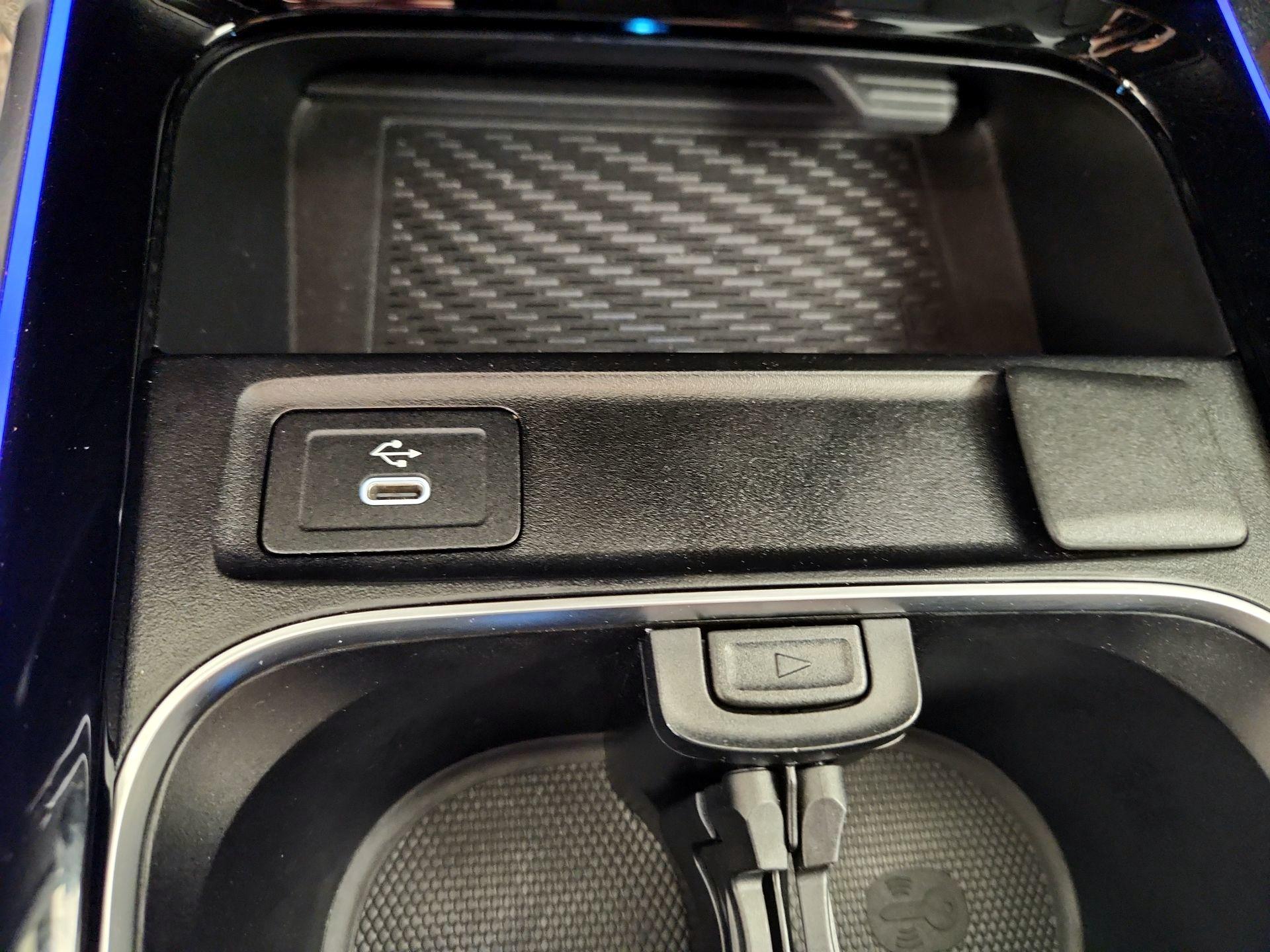 Thumbnail: 2024 Mercedes-Benz GLA - 18