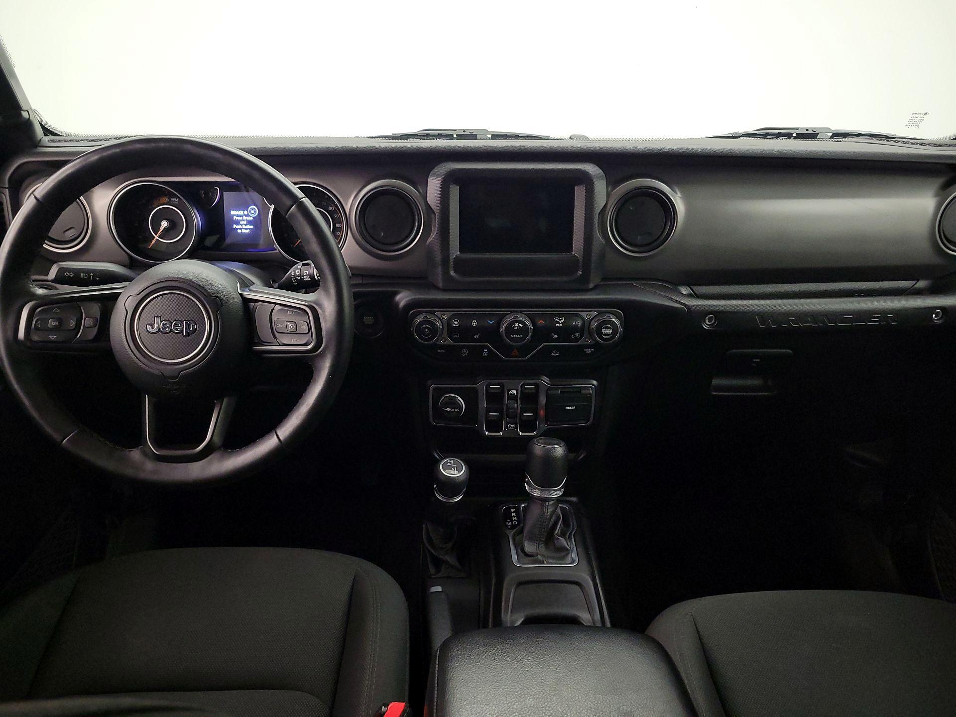Thumbnail: 2022 Jeep Wrangler - 9