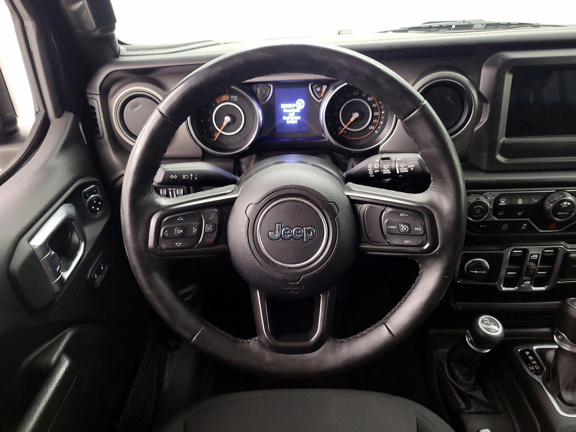 Thumbnail: 2022 Jeep Wrangler - 10