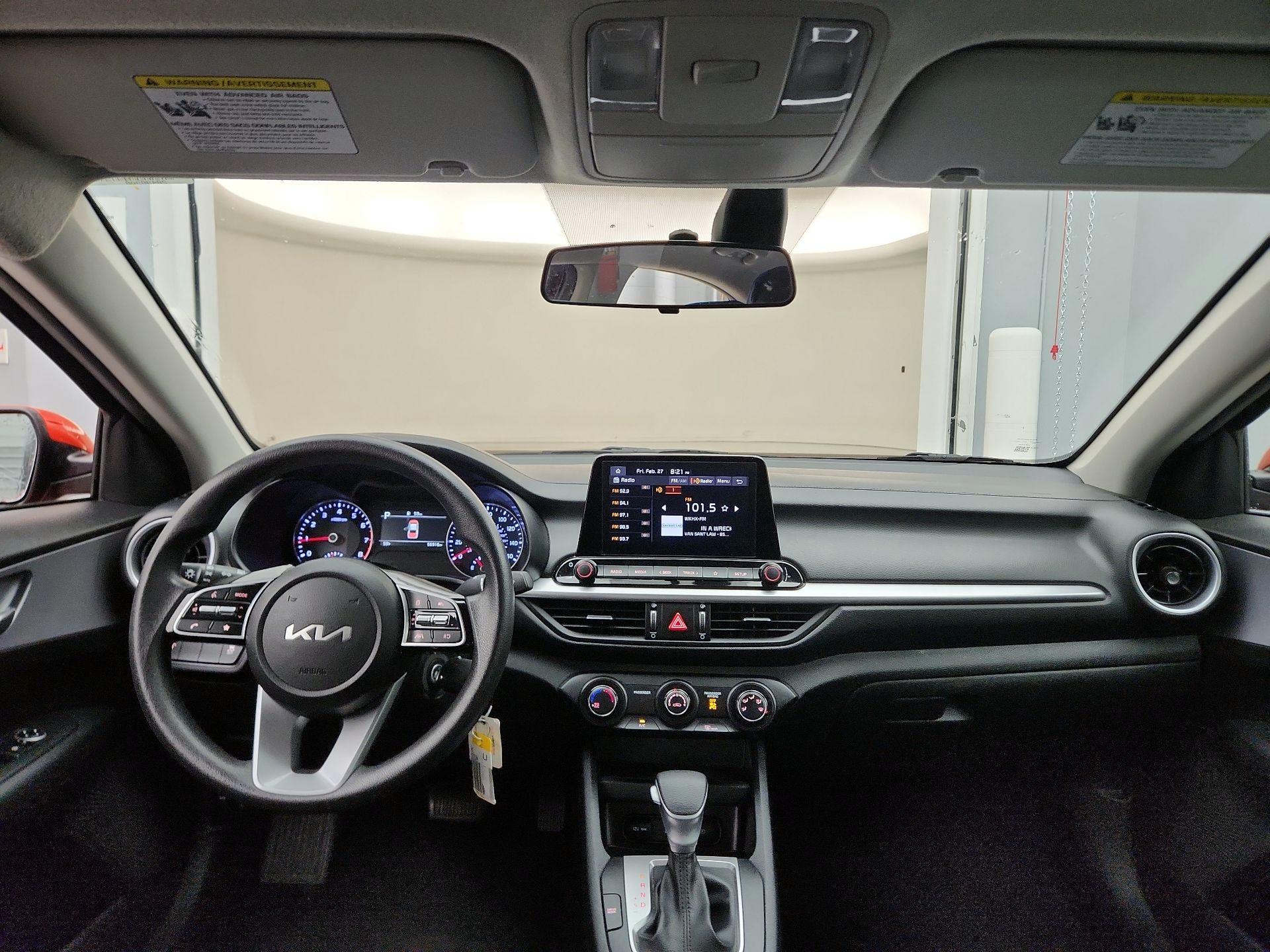 Thumbnail: 2024 Kia Forte - 9