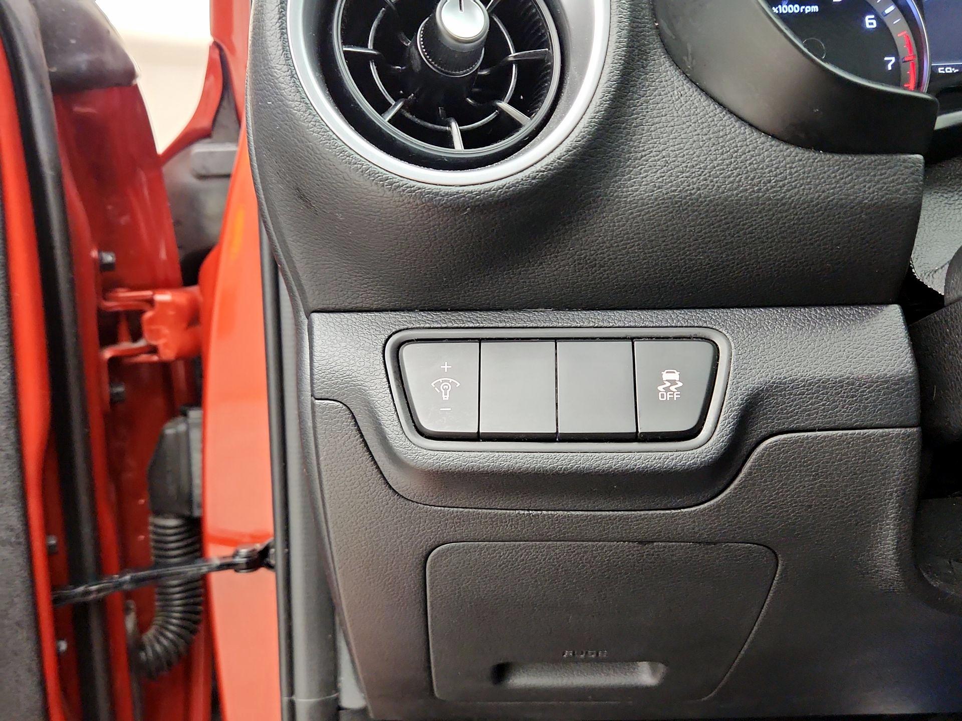 Thumbnail: 2024 Kia Forte - 13