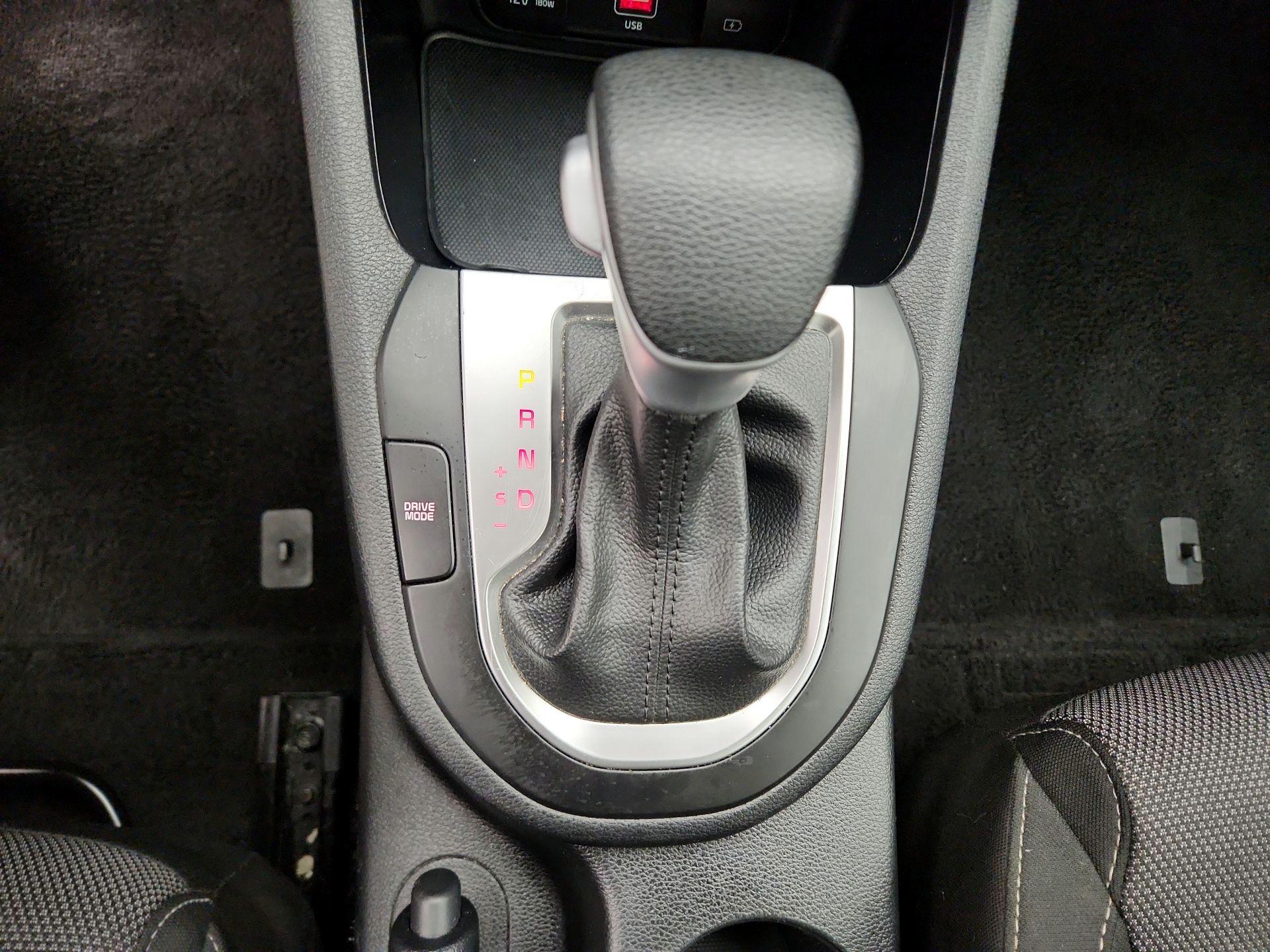 Thumbnail: 2024 Kia Forte - 17