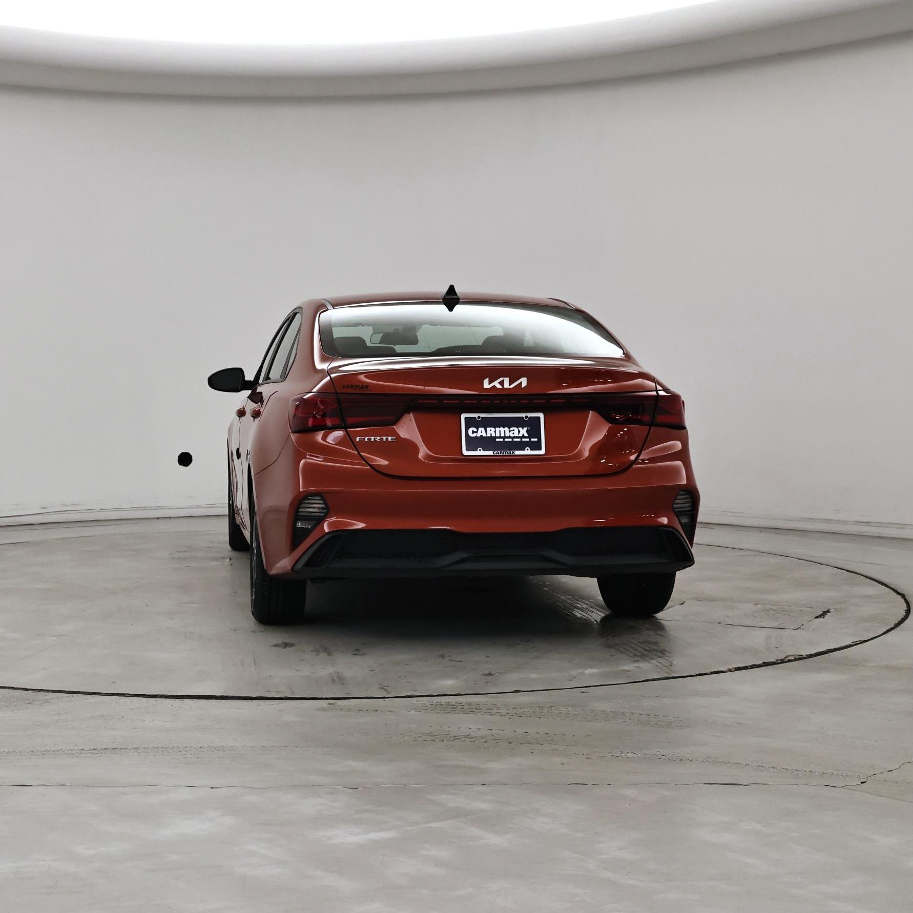 Thumbnail: 2024 Kia Forte - 6