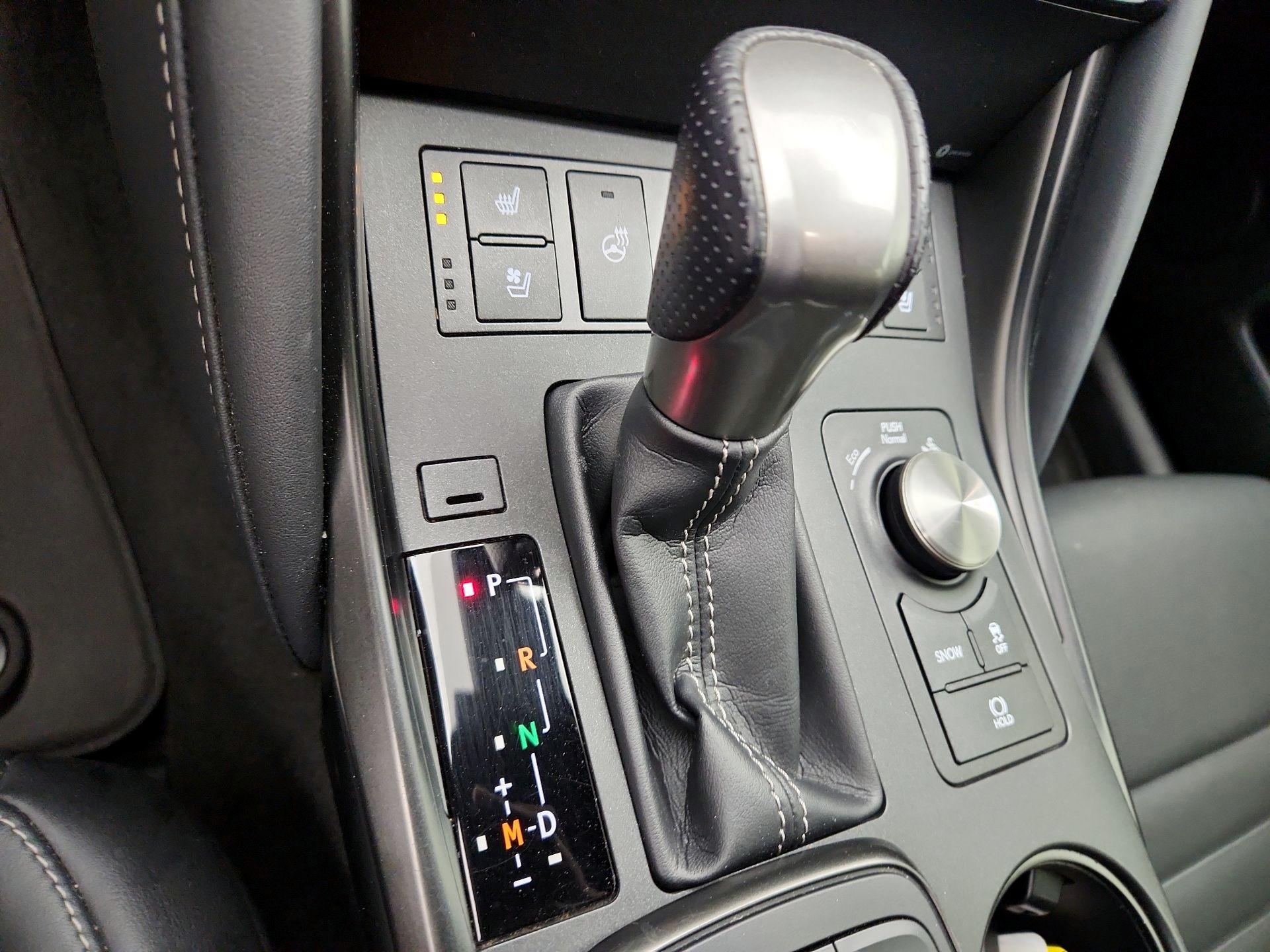 Thumbnail: 2023 Lexus IS - 18