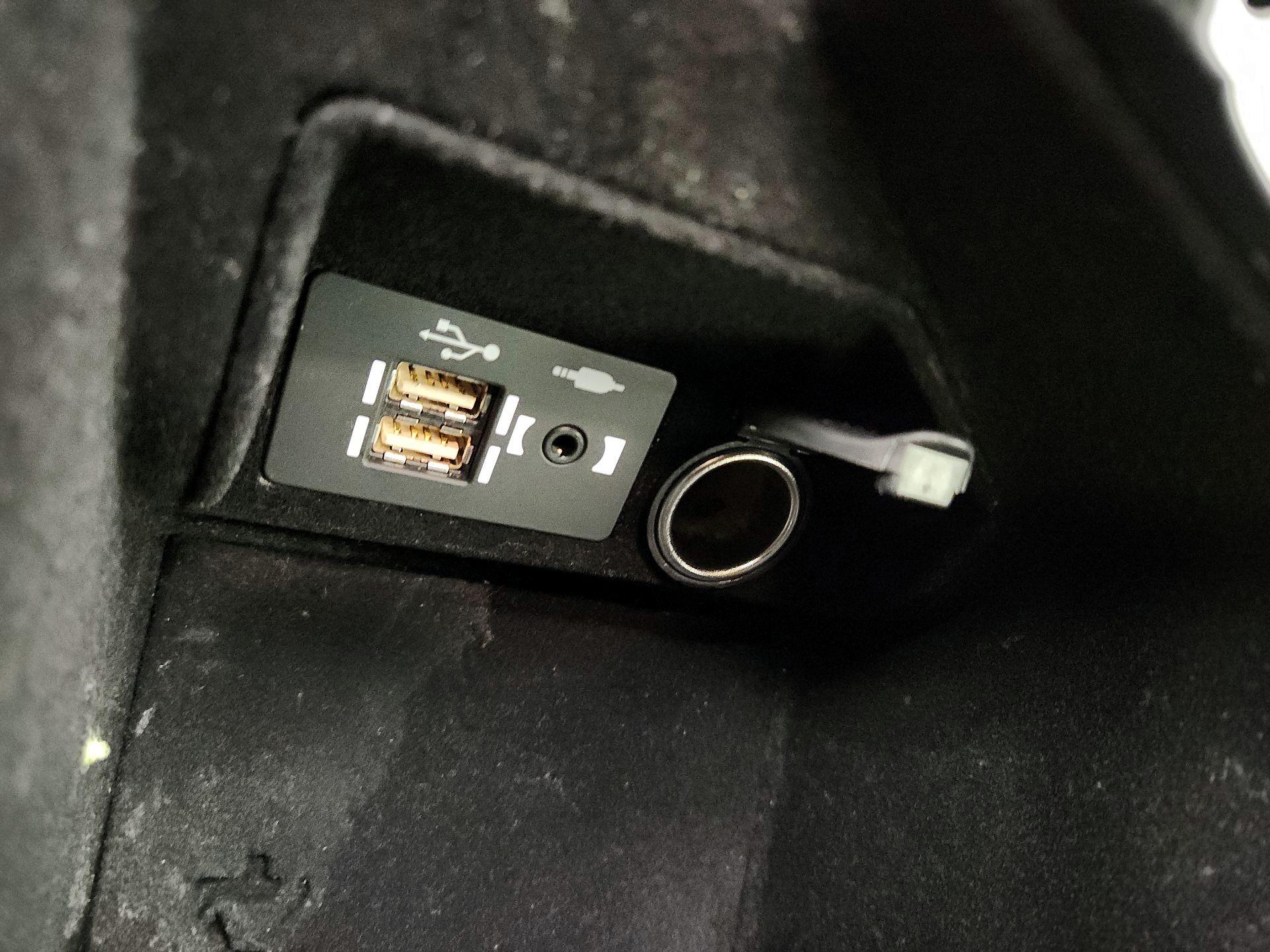 Thumbnail: 2023 Lexus IS - 19