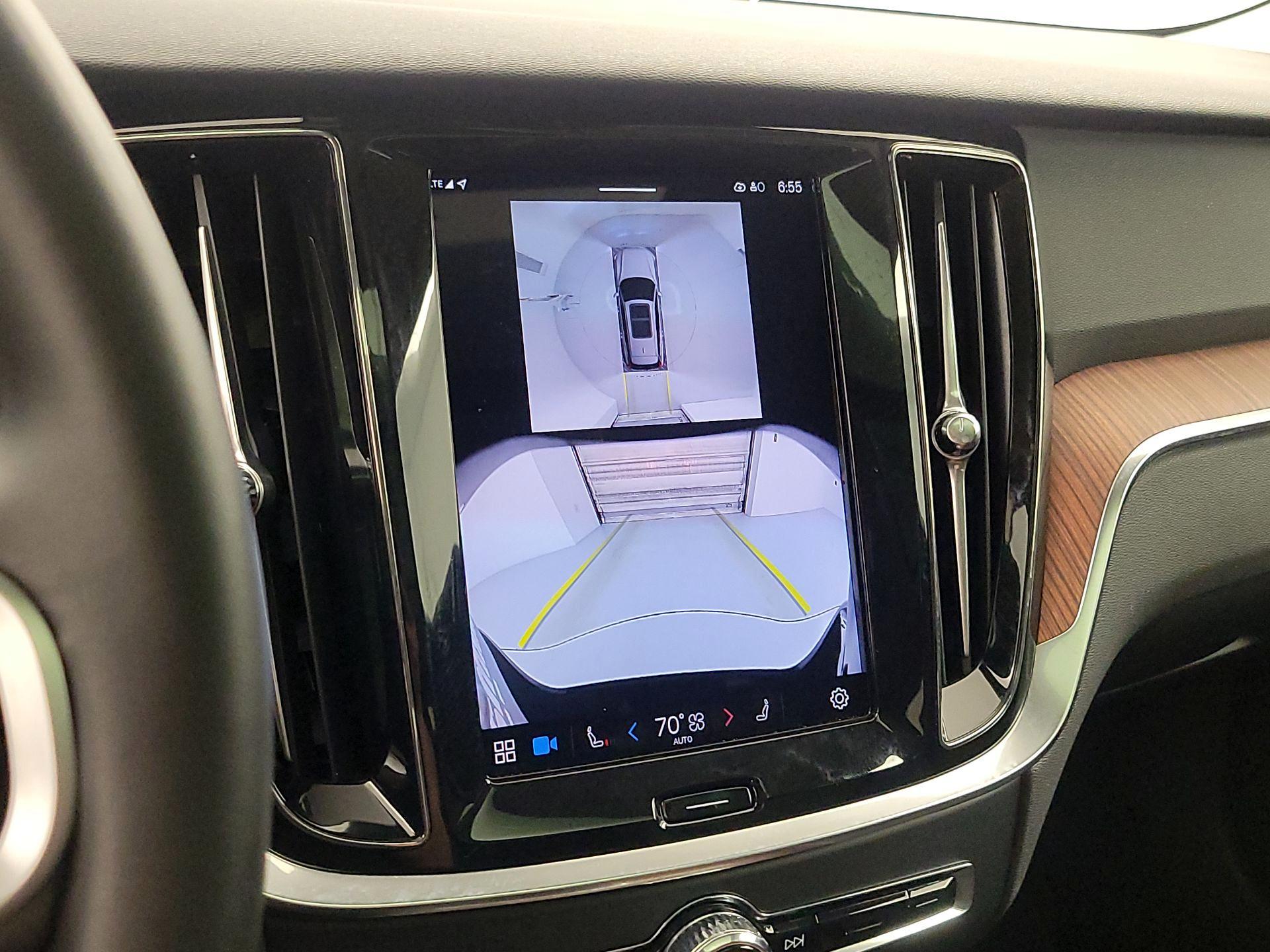 Thumbnail: 2025 Volvo S60 - 15