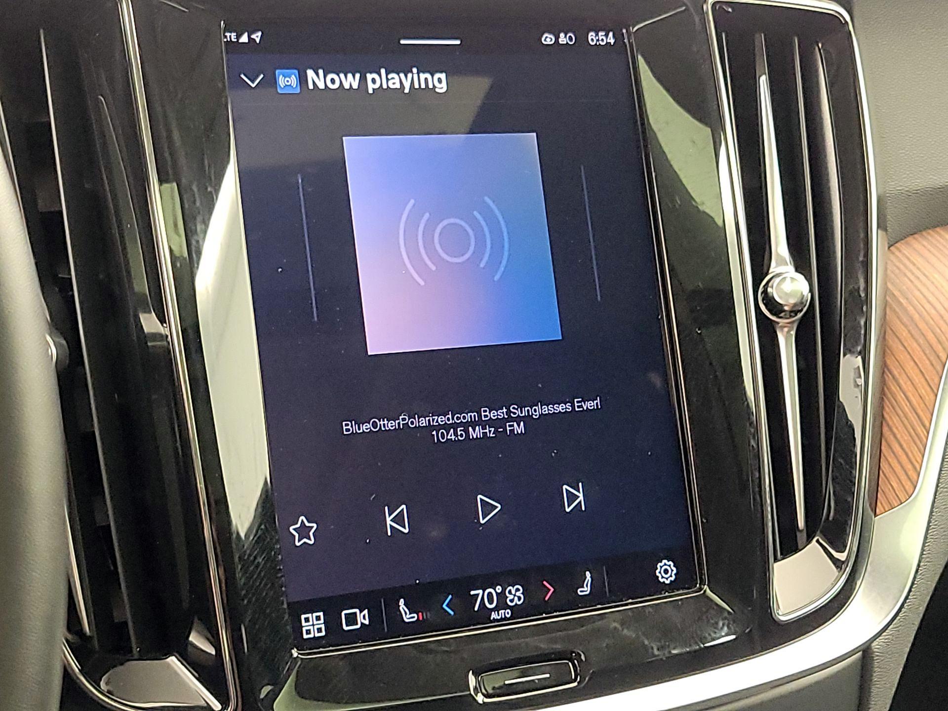 Thumbnail: 2025 Volvo S60 - 16