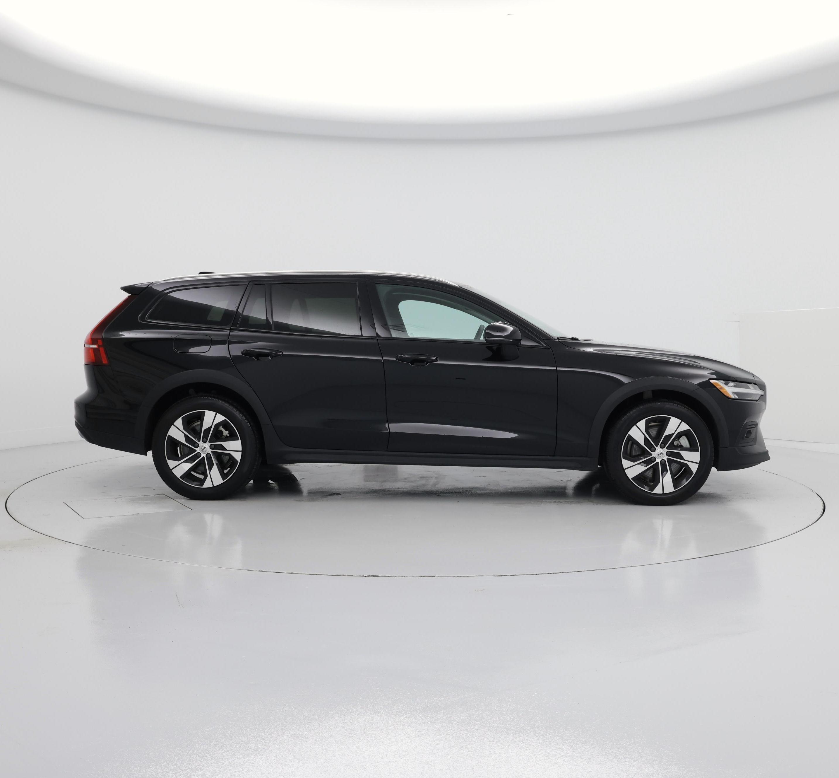 Thumbnail: 2025 Volvo S60 - 7