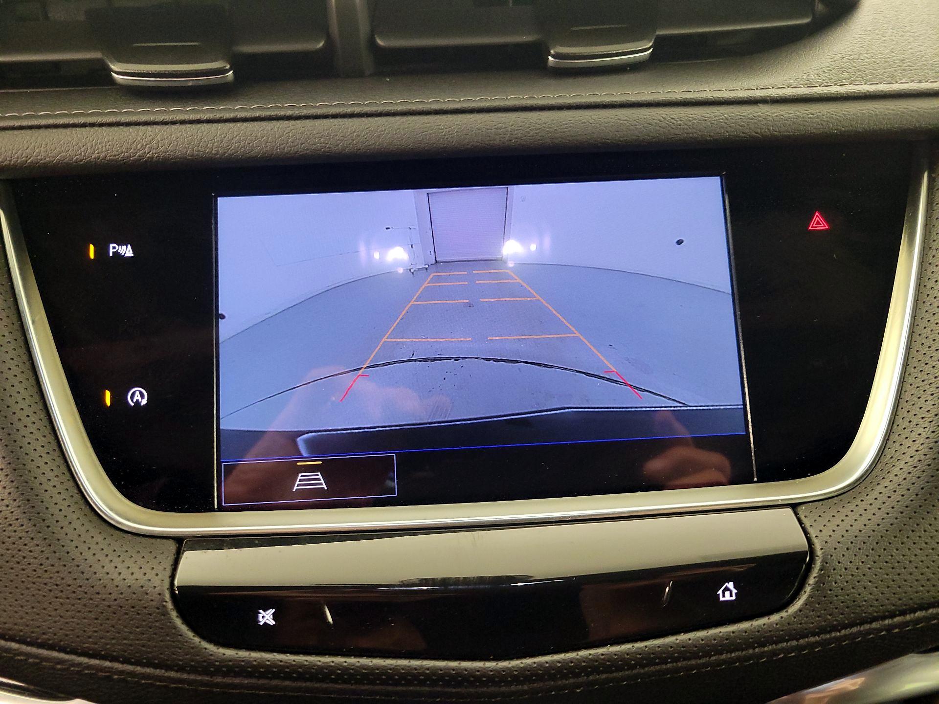 Thumbnail: 2023 Cadillac XT5 - 15