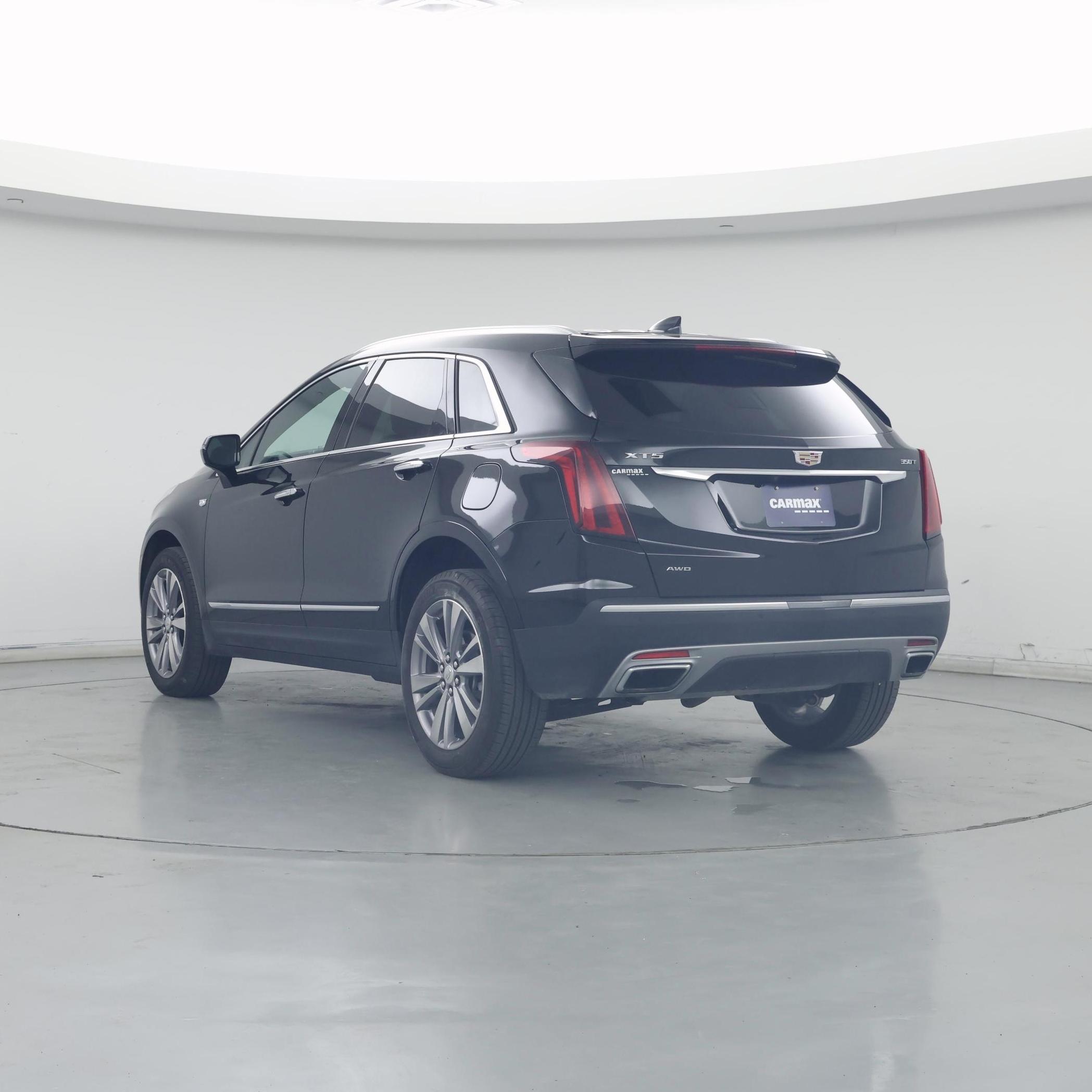 Thumbnail: 2023 Cadillac XT5 - 2