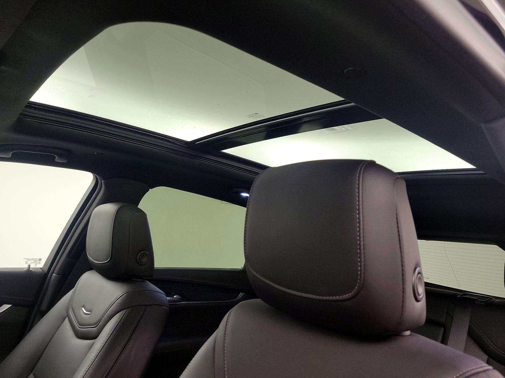 Thumbnail: 2023 Cadillac XT5 - 20