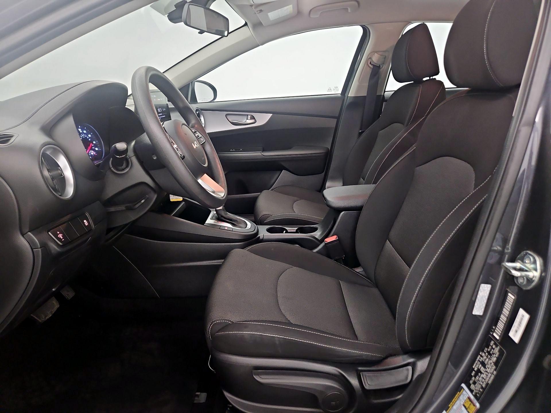 Thumbnail: 2024 Kia Forte - 11