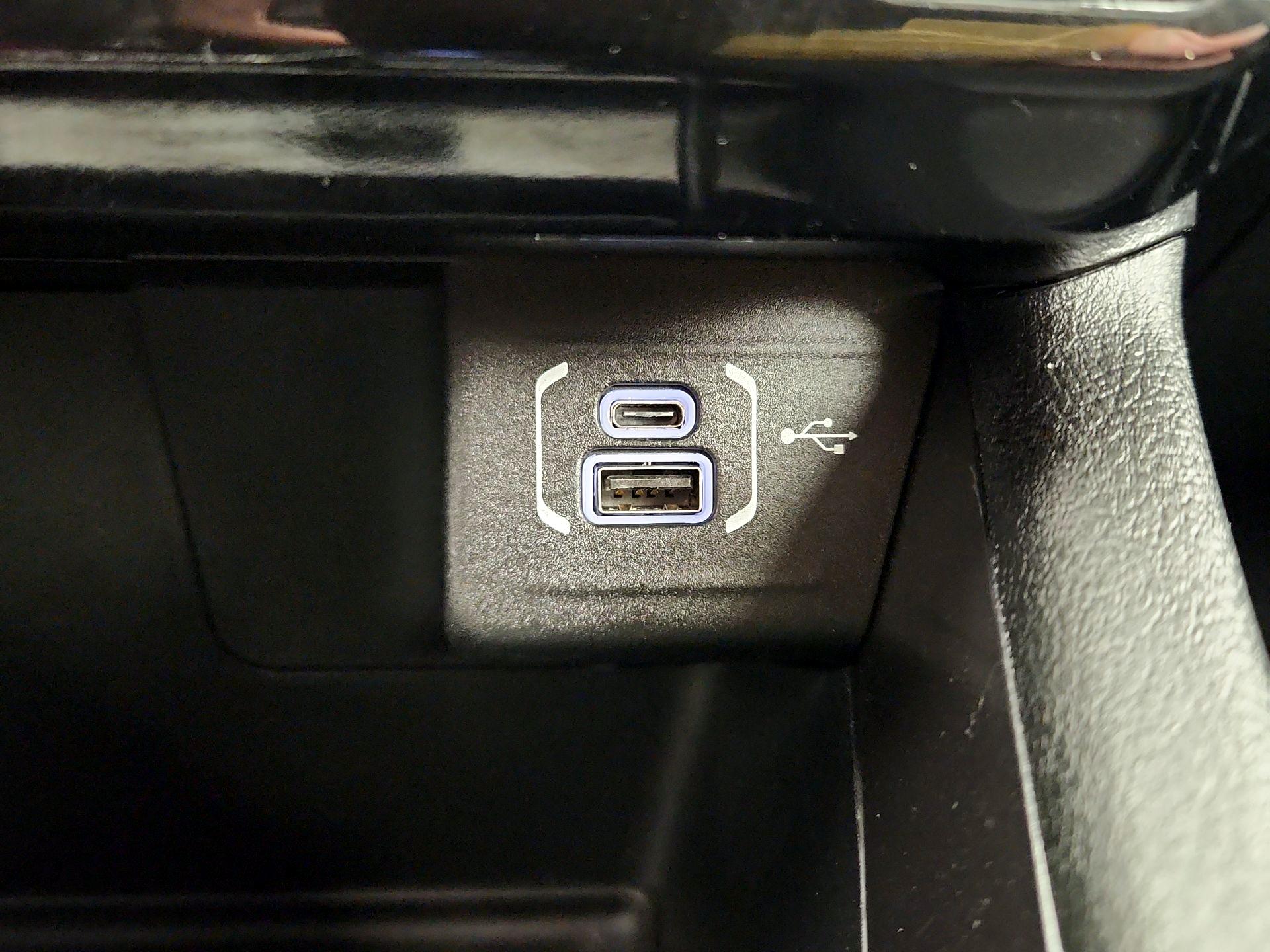 Thumbnail: 2023 Jeep Compass - 18