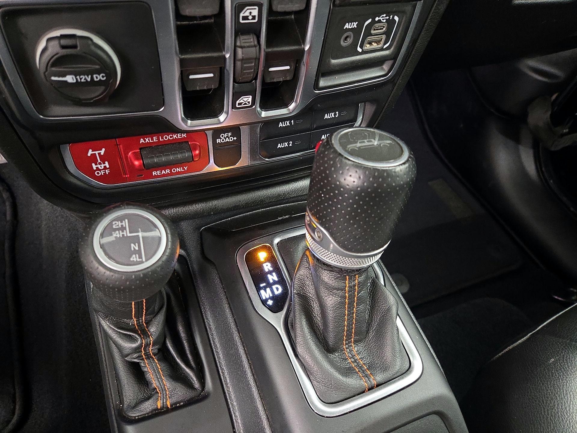 Thumbnail: 2021 Jeep Gladiator - 17