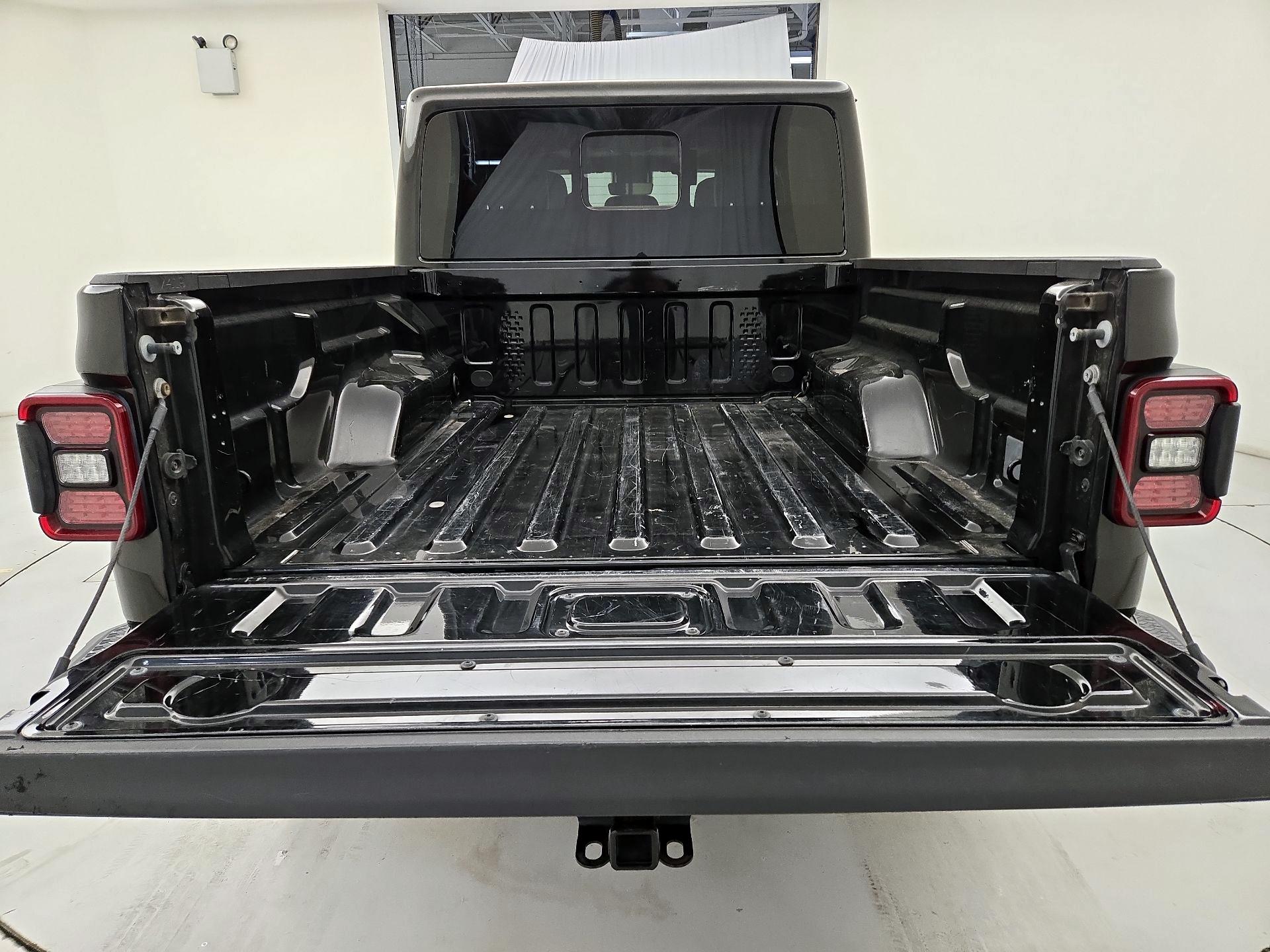 Thumbnail: 2021 Jeep Gladiator - 20