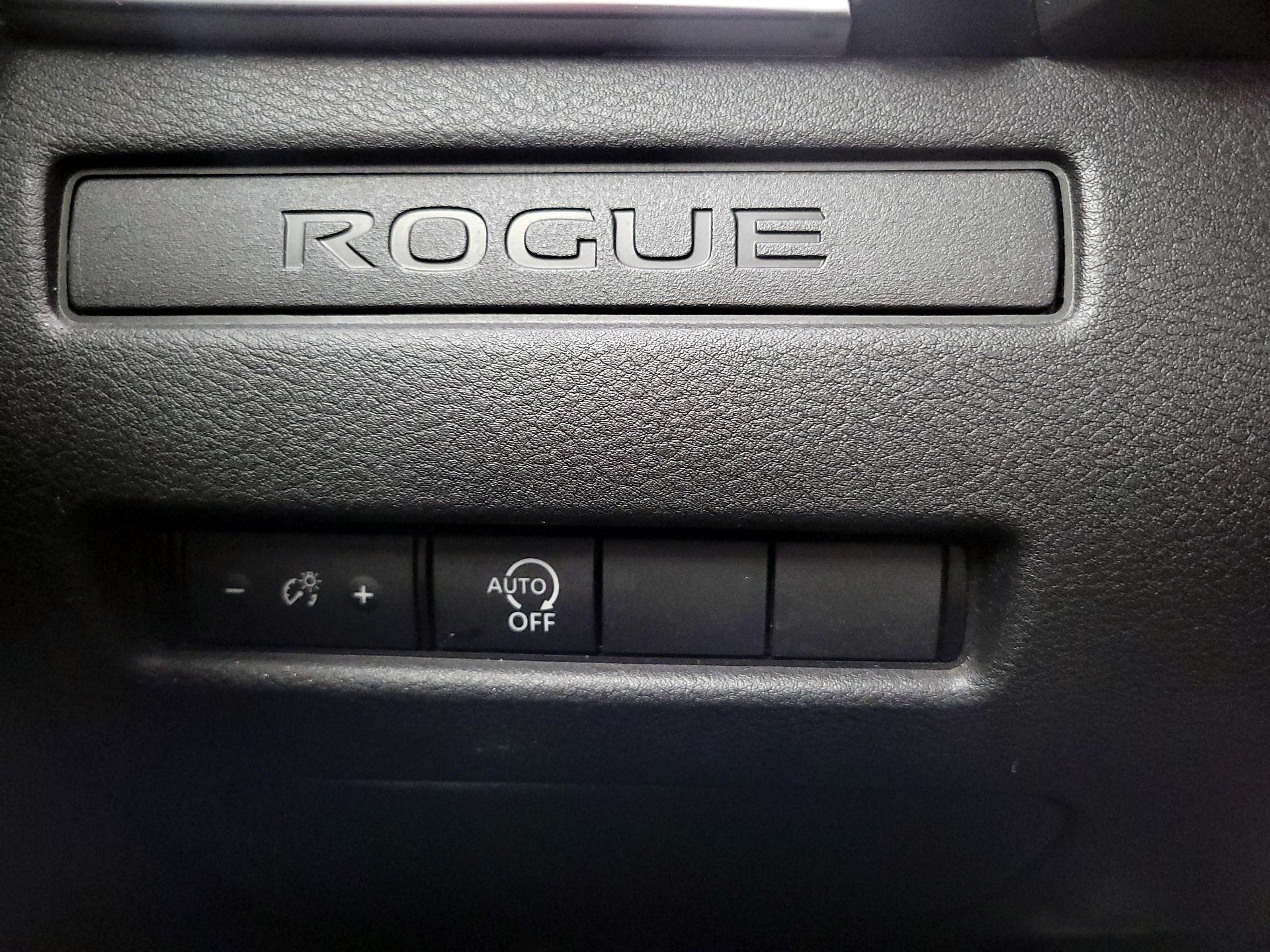 Thumbnail: 2023 Nissan Rogue - 13