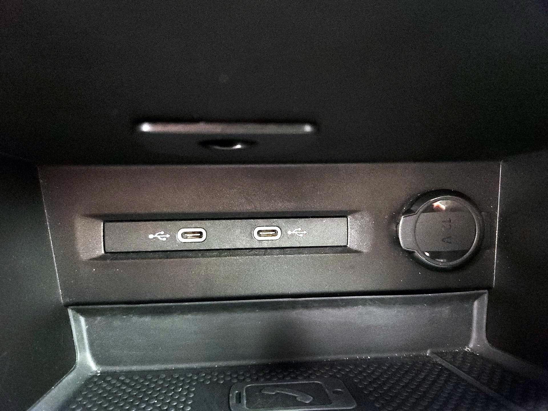 Thumbnail: 2024 Volkswagen Taos - 18