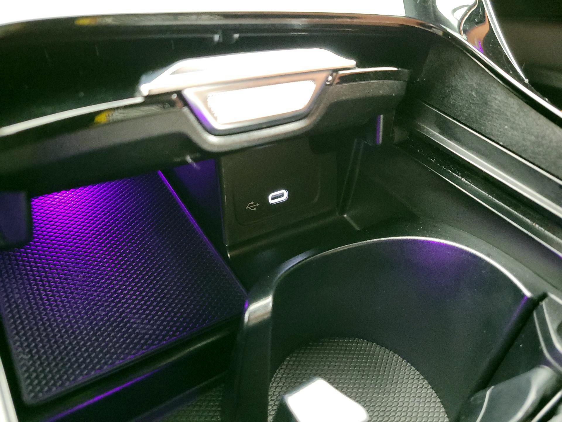 Thumbnail: 2023 Mercedes-Benz C-Class - 19