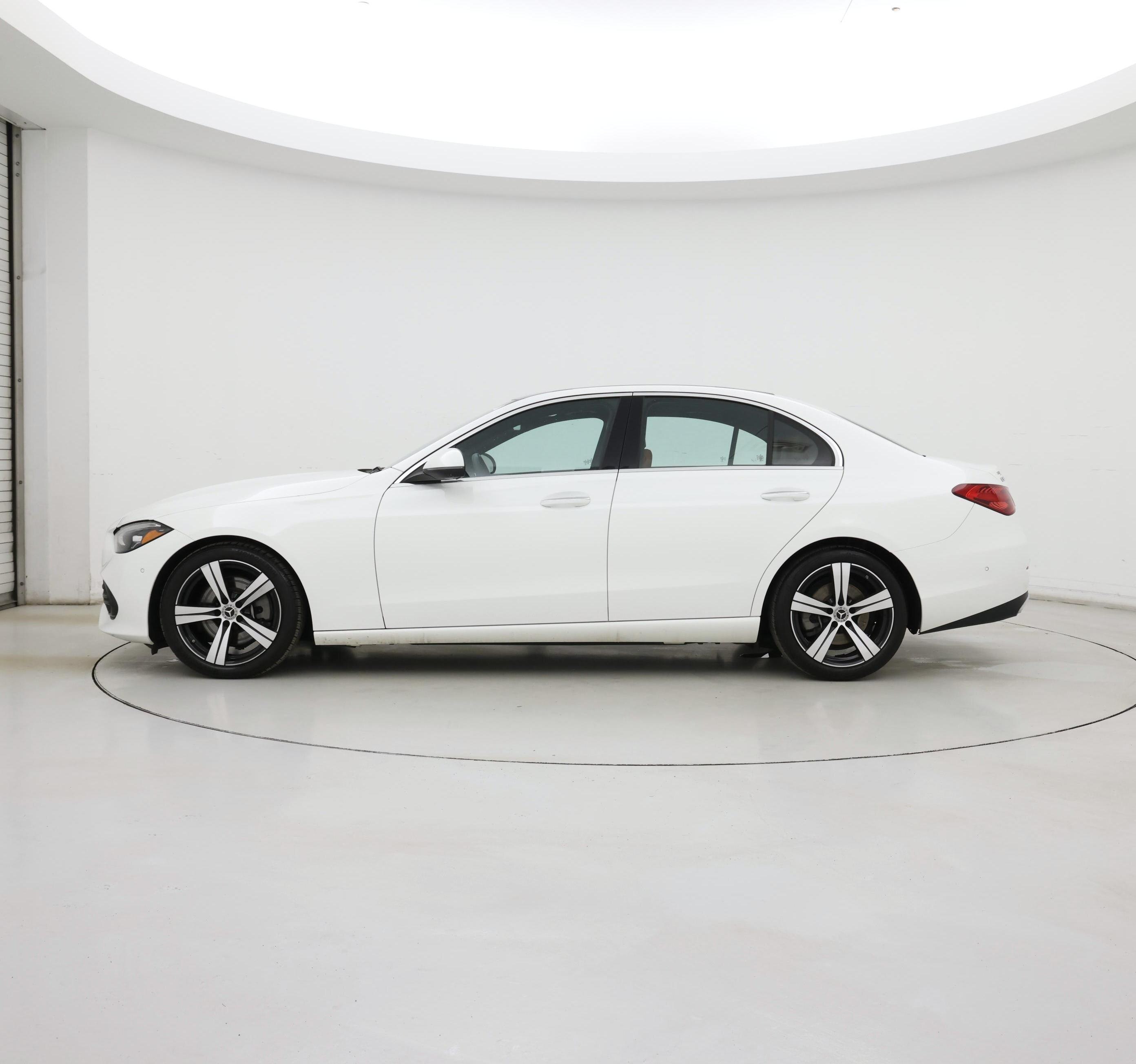 Thumbnail: 2023 Mercedes-Benz C-Class - 3