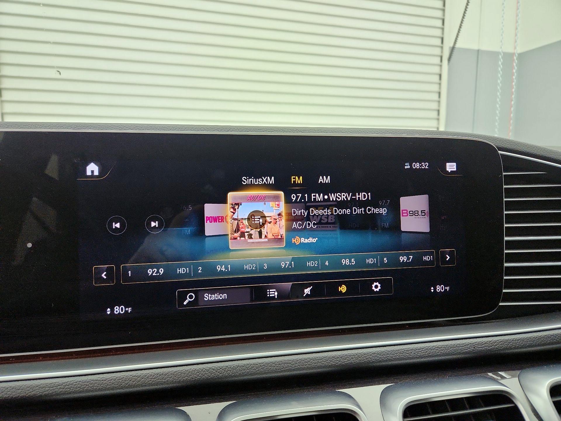 Thumbnail: 2020 Mercedes-Benz GLE - 16