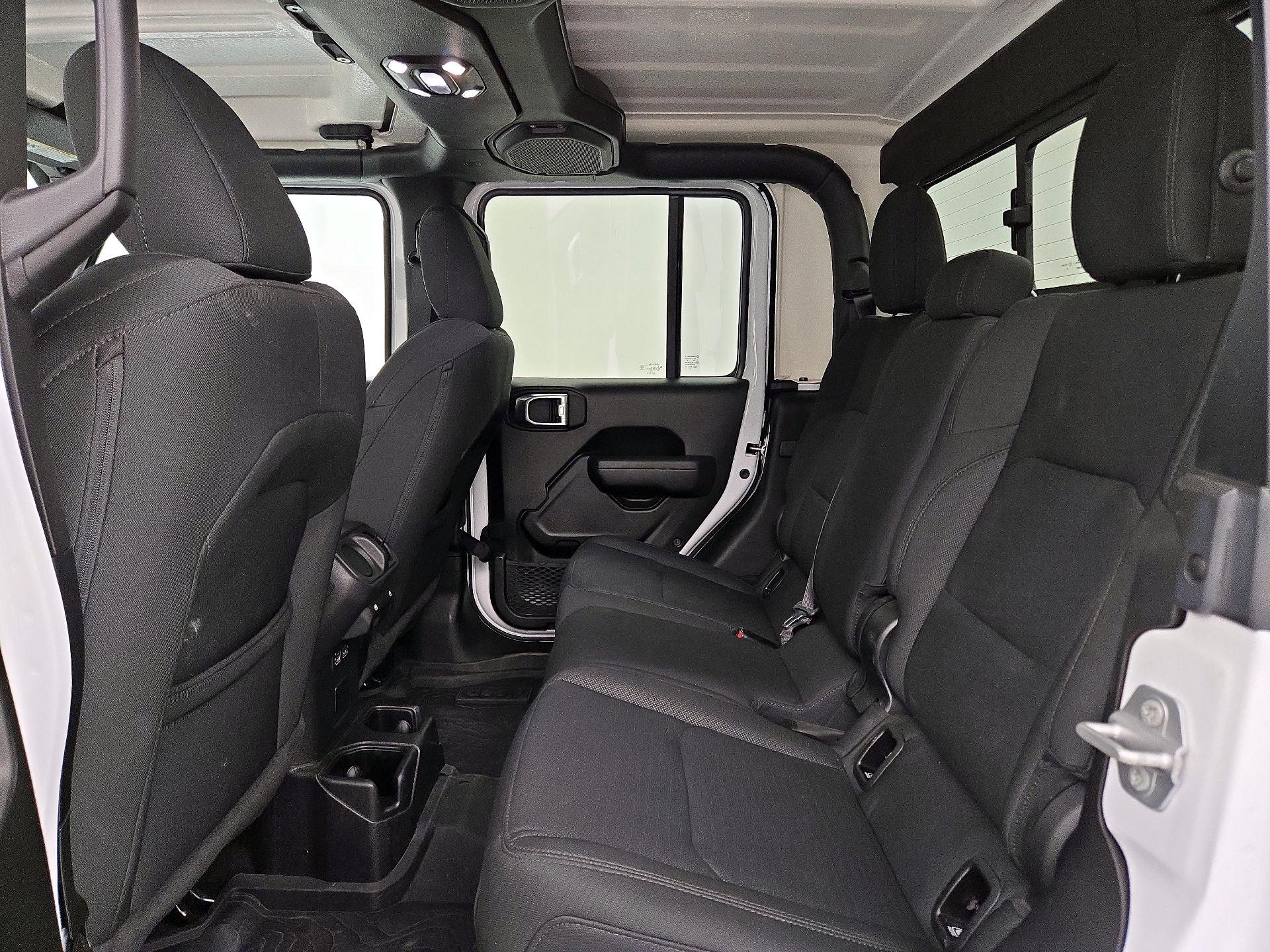 Thumbnail: 2022 Jeep Gladiator - 20