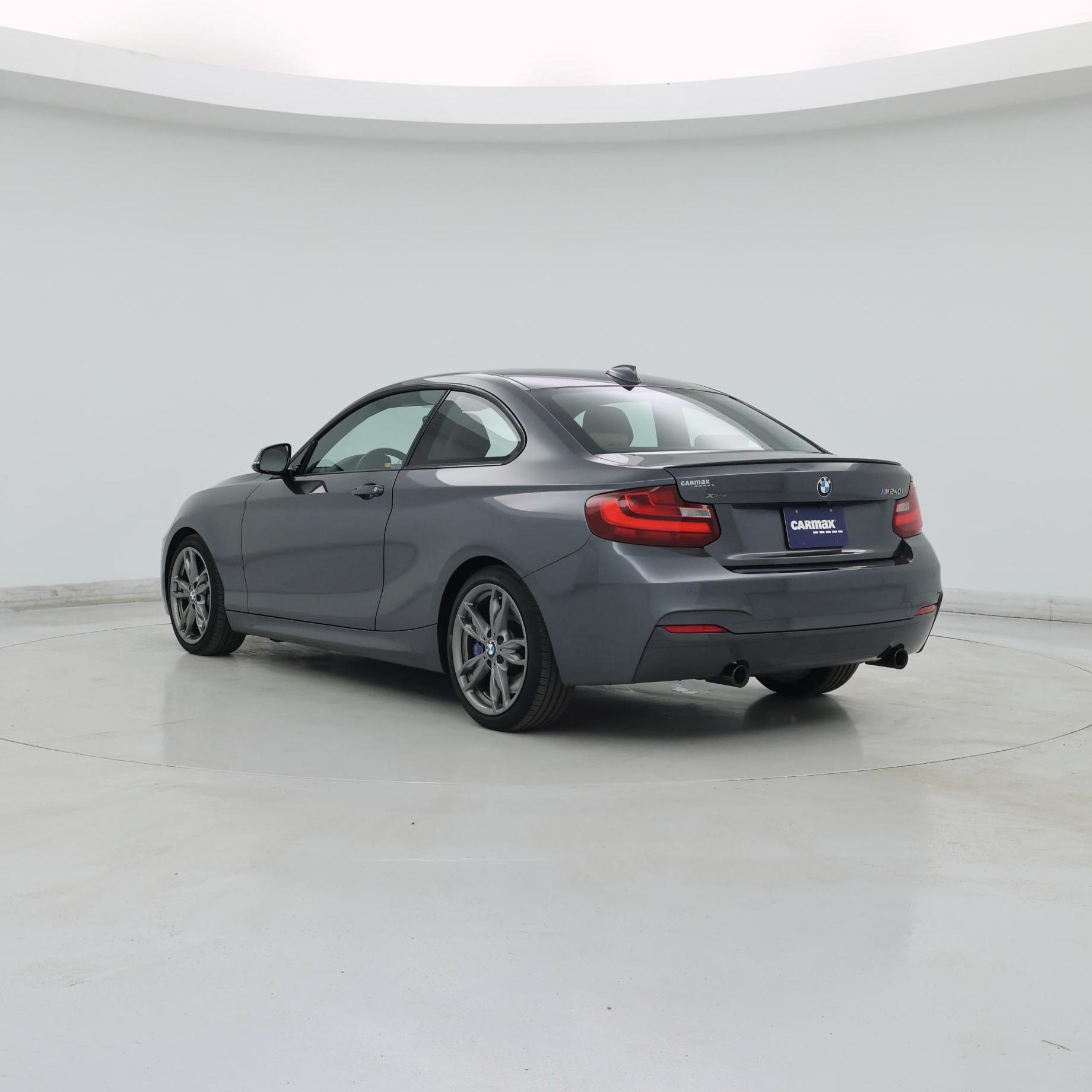 Thumbnail: 2017 BMW 2 Series - 2