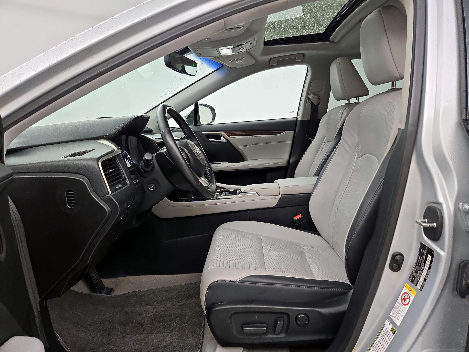 Thumbnail: 2016 Lexus RX - 11