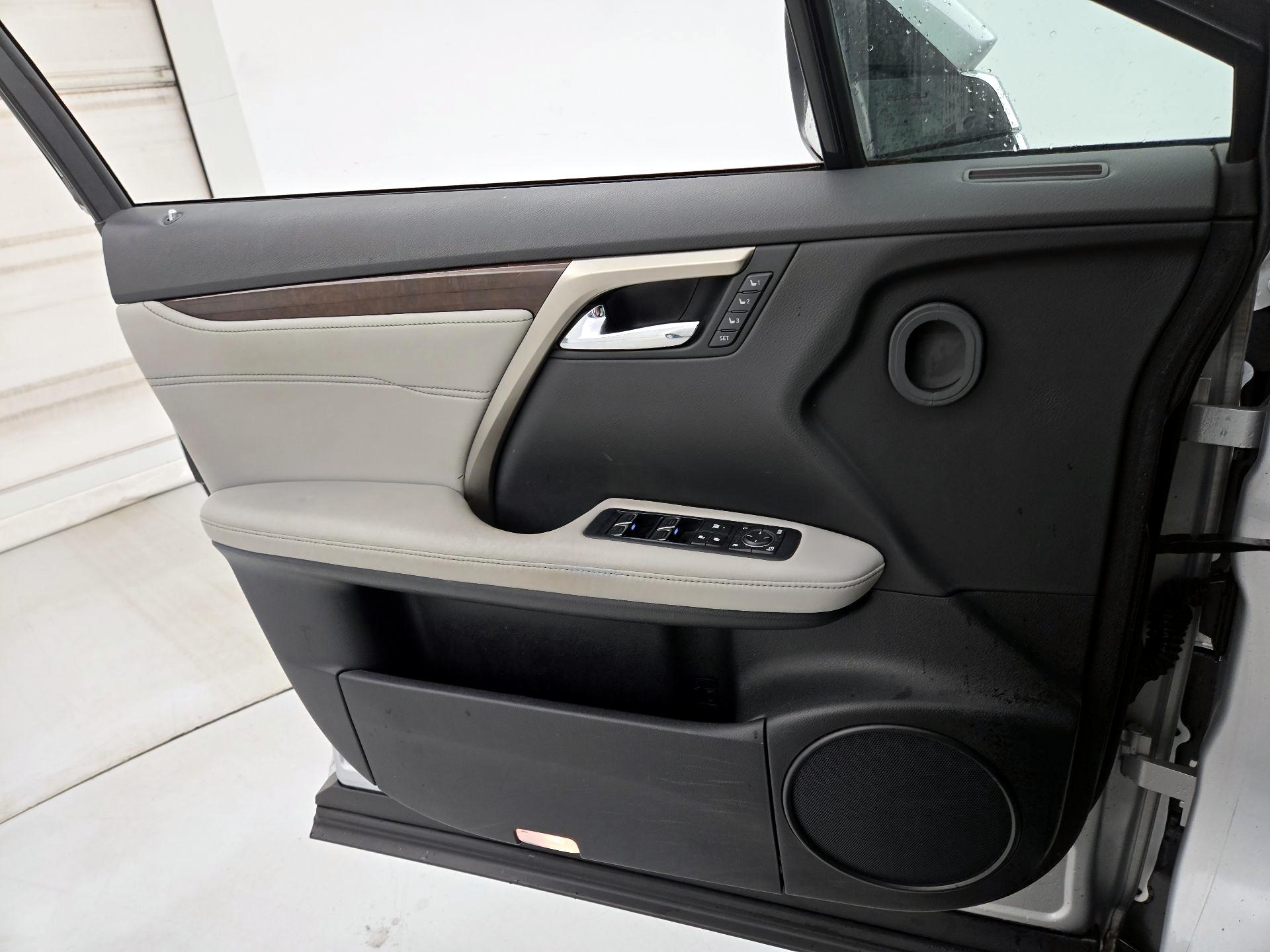 Thumbnail: 2016 Lexus RX - 12