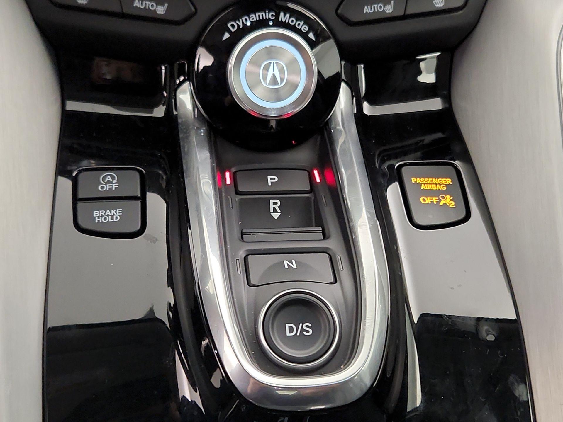 Thumbnail: 2025 Acura TLX - 18