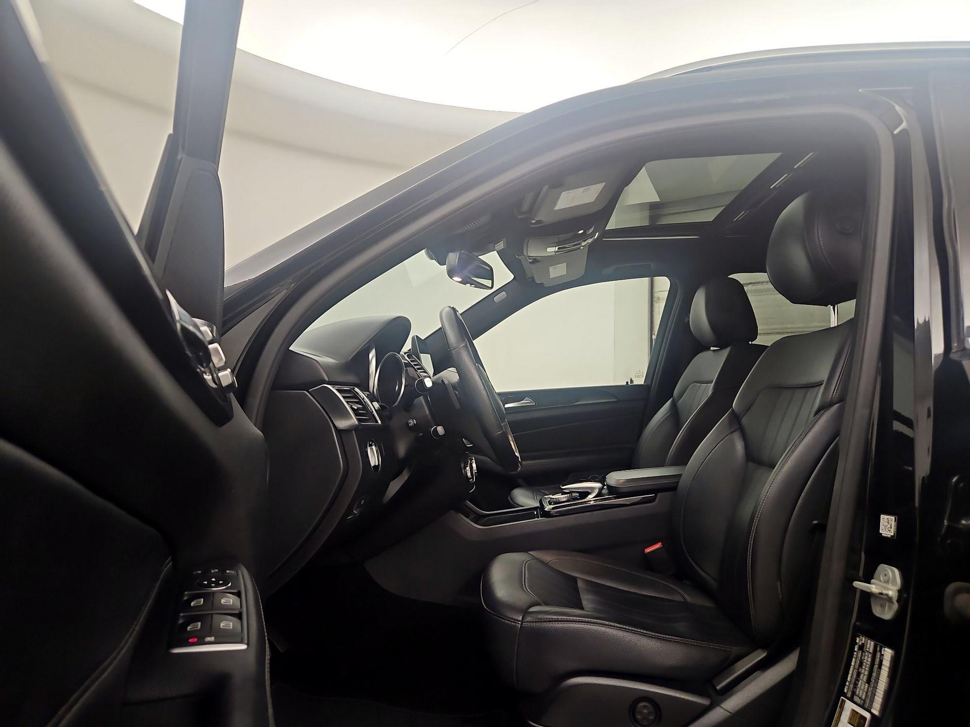 Thumbnail: 2018 Mercedes-Benz GLE - 11