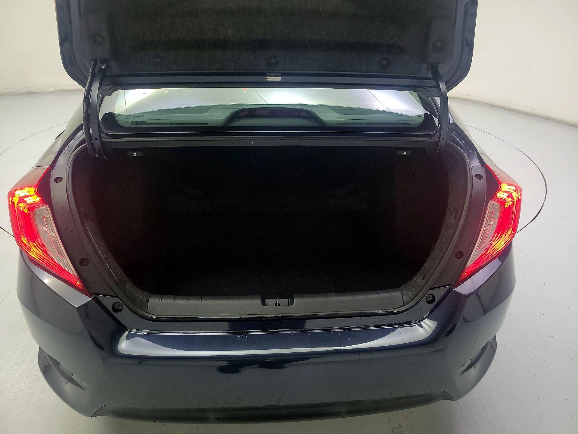 Thumbnail: 2016 Honda Civic - 19