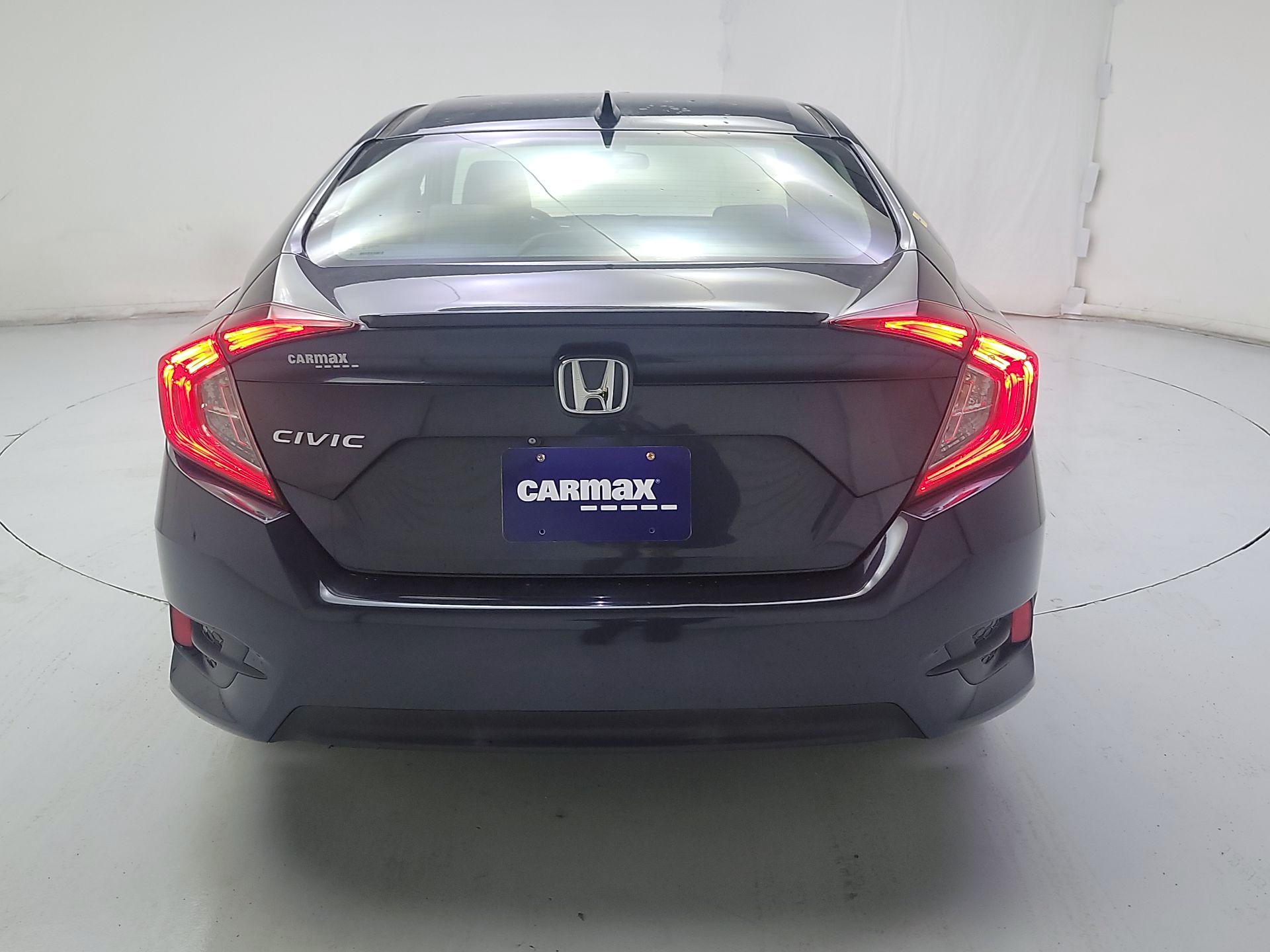 Thumbnail: 2016 Honda Civic - 6