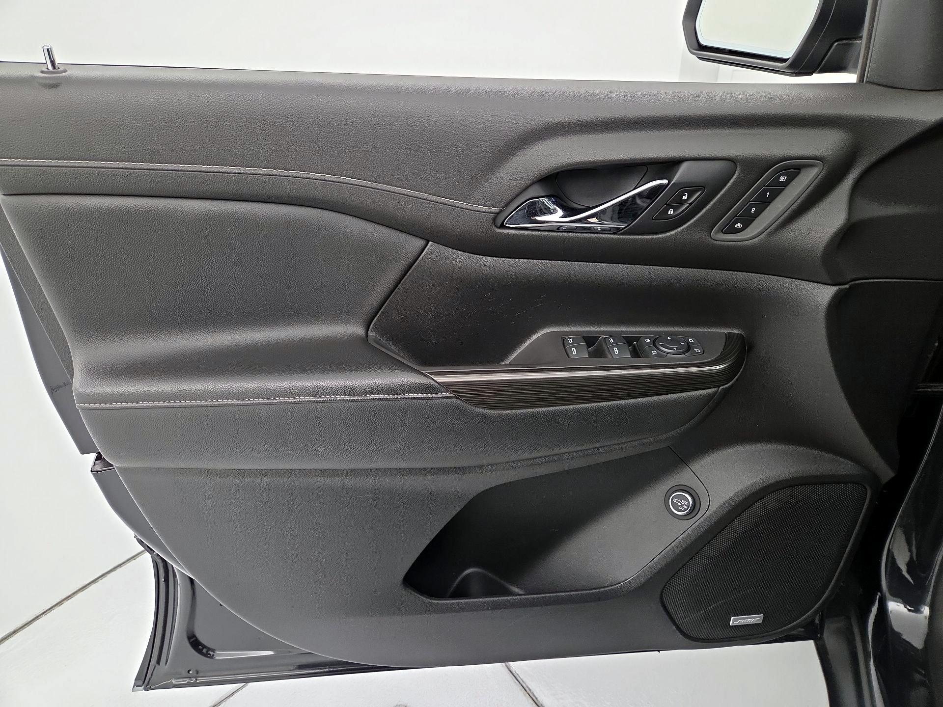 Thumbnail: 2020 GMC Acadia - 12