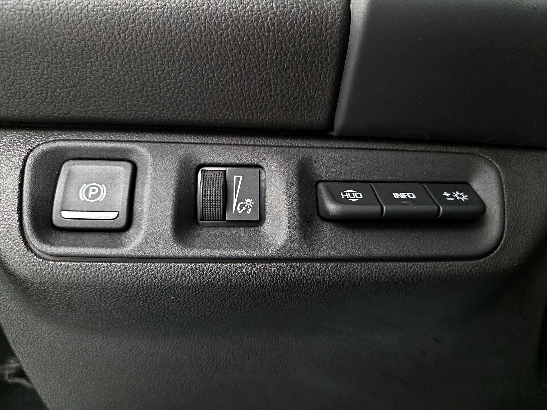 Thumbnail: 2020 GMC Acadia - 13