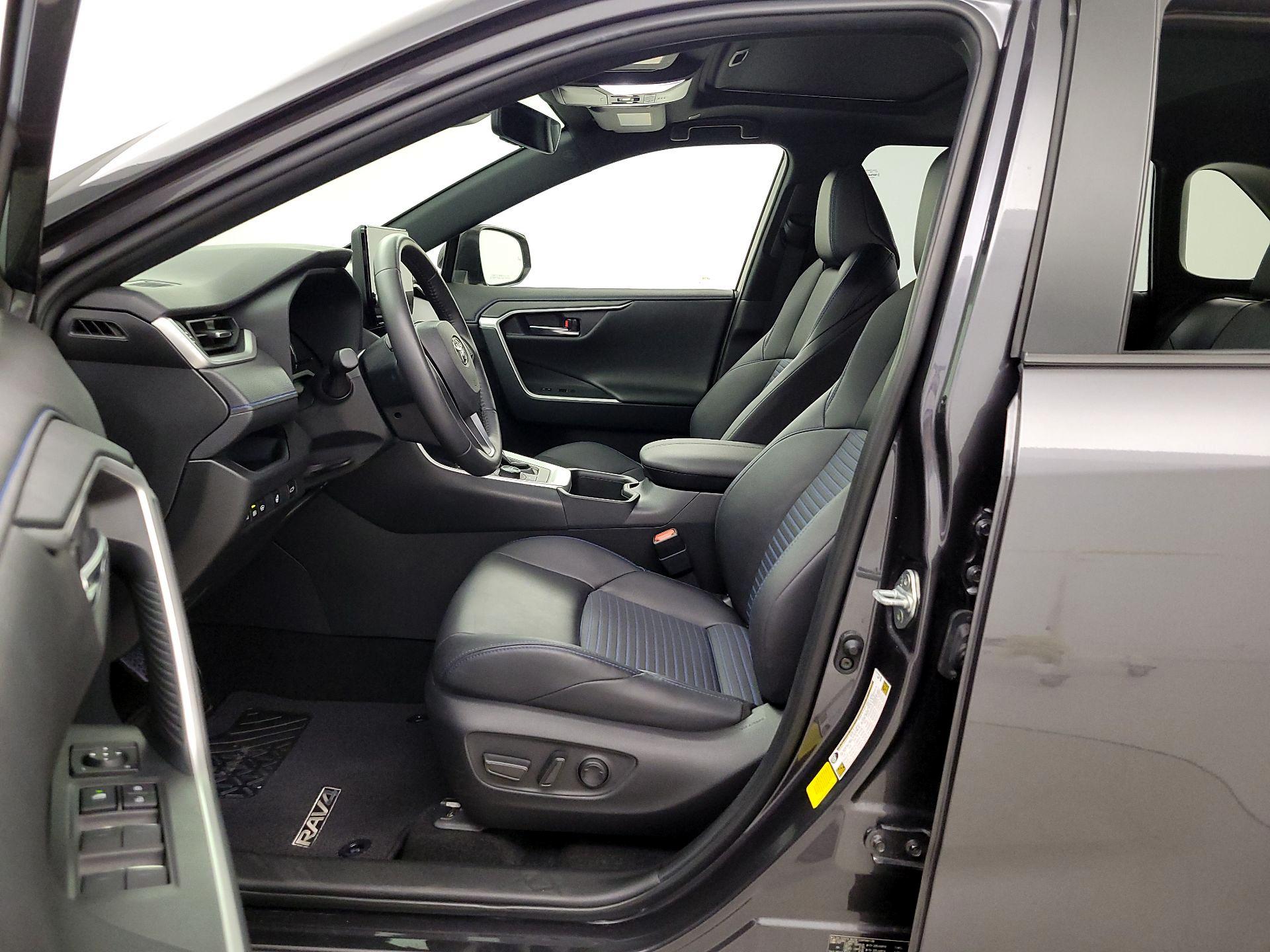 Thumbnail: 2023 Toyota RAV4 - 11