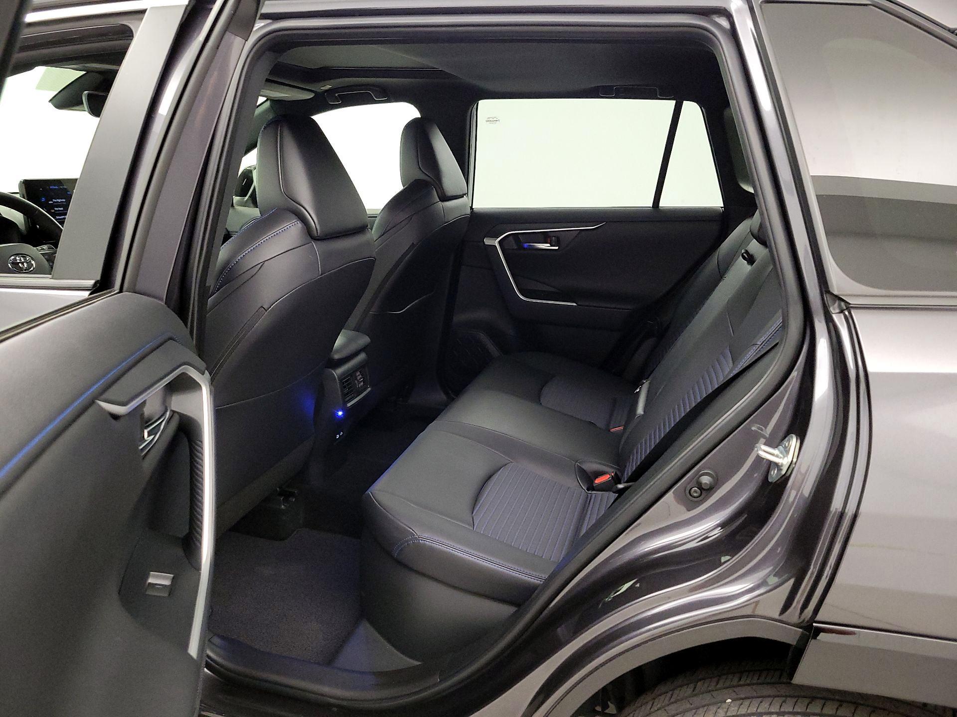 Thumbnail: 2023 Toyota RAV4 - 20