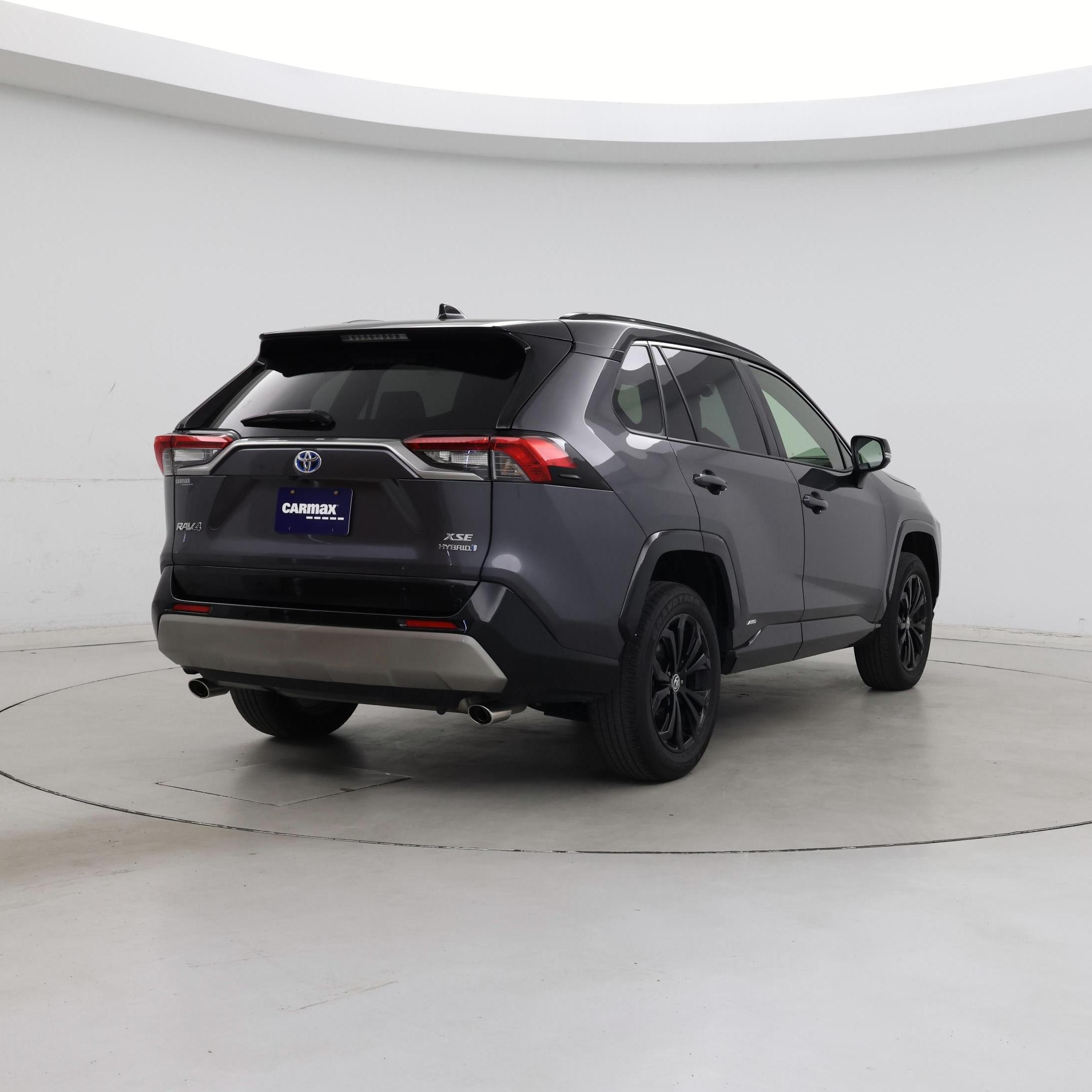 Thumbnail: 2023 Toyota RAV4 - 8