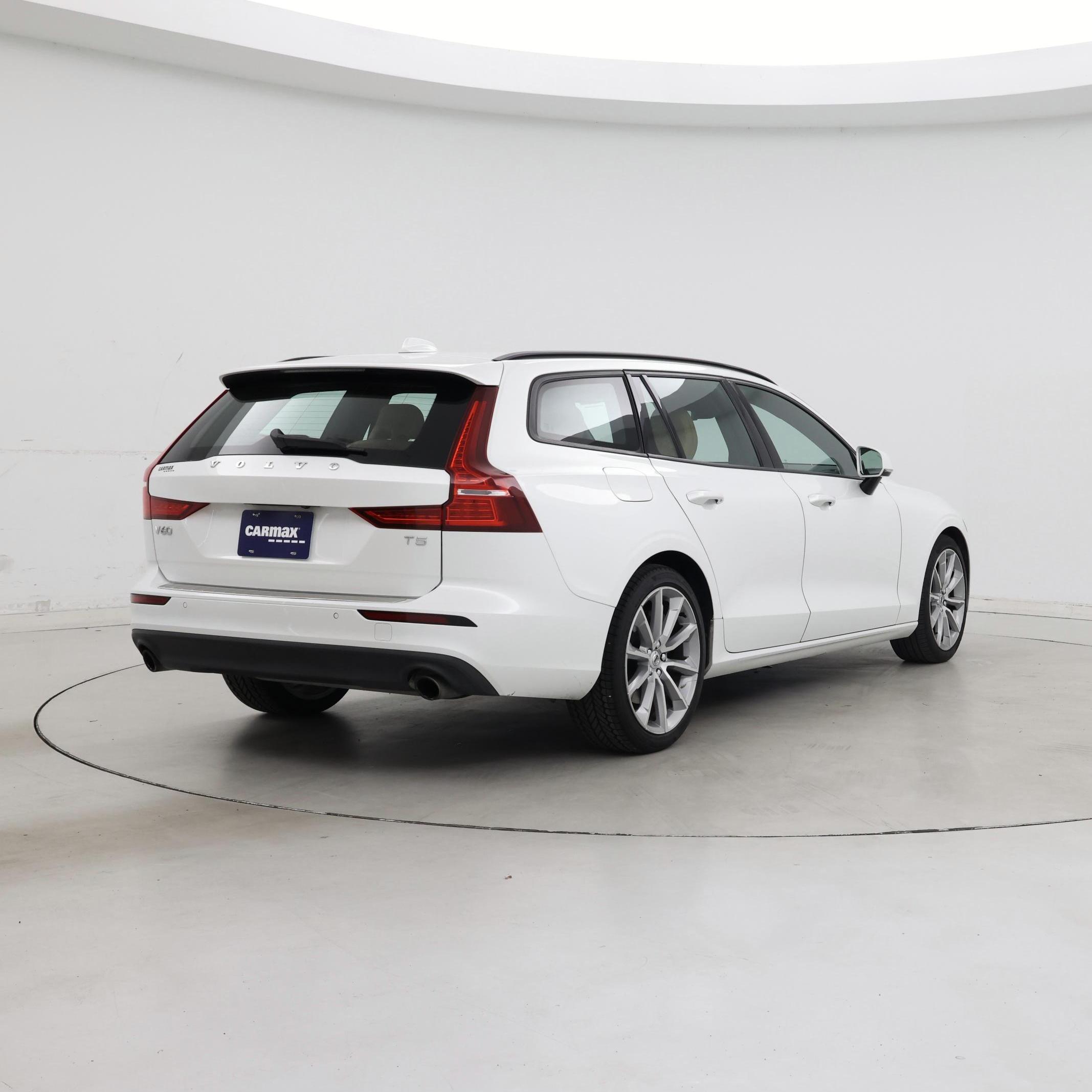 Thumbnail: 2020 Volvo V60 - 8